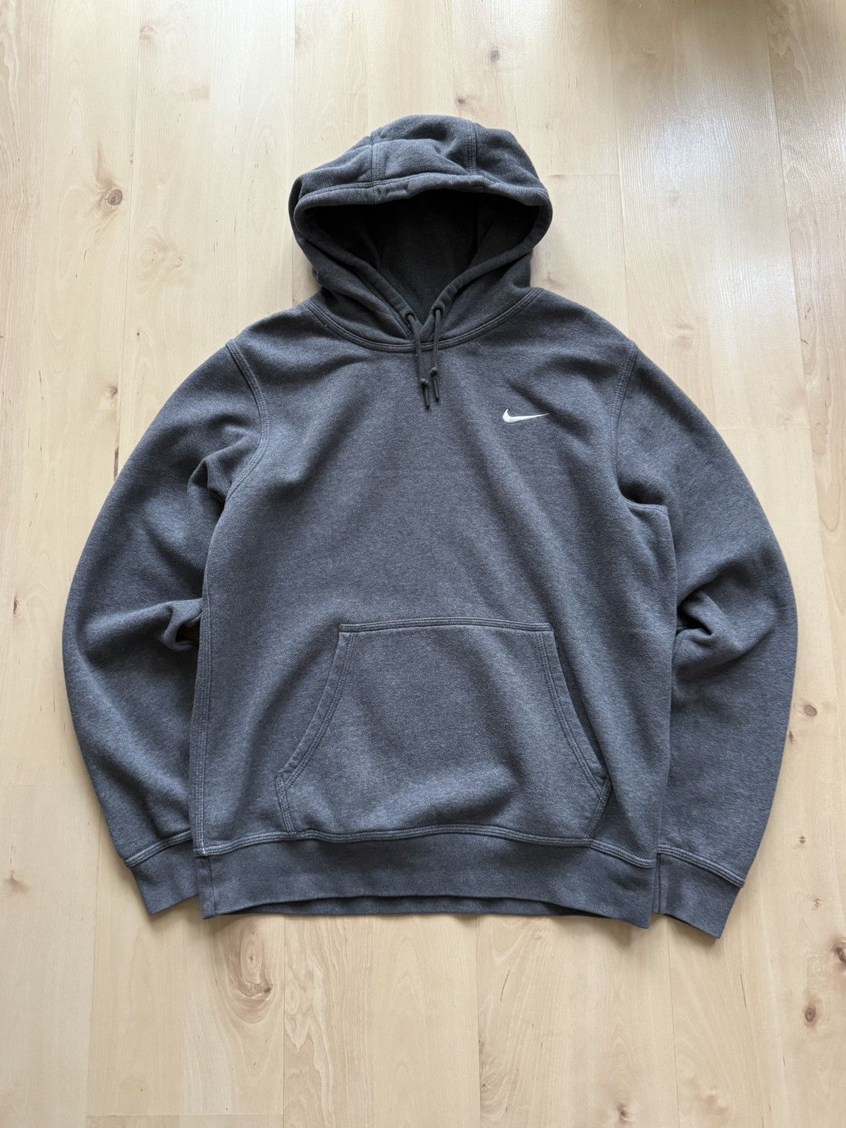 Nike Nike vintage swoosh hoodie Size US M / EU 48-50 / 2 - 1 Thumbnail