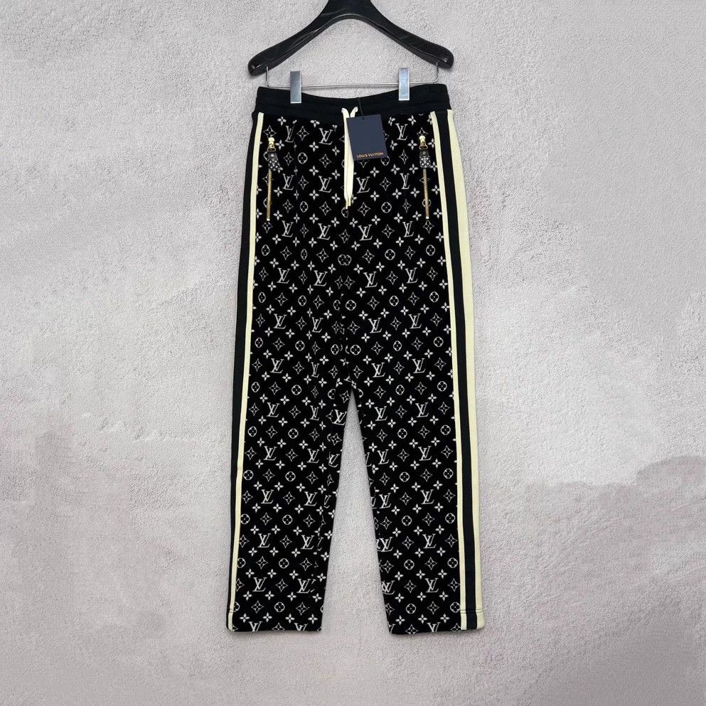 Louis Vuitton LV flocked logo all over pants S new Size US 28 / EU 44 - 1 Thumbnail