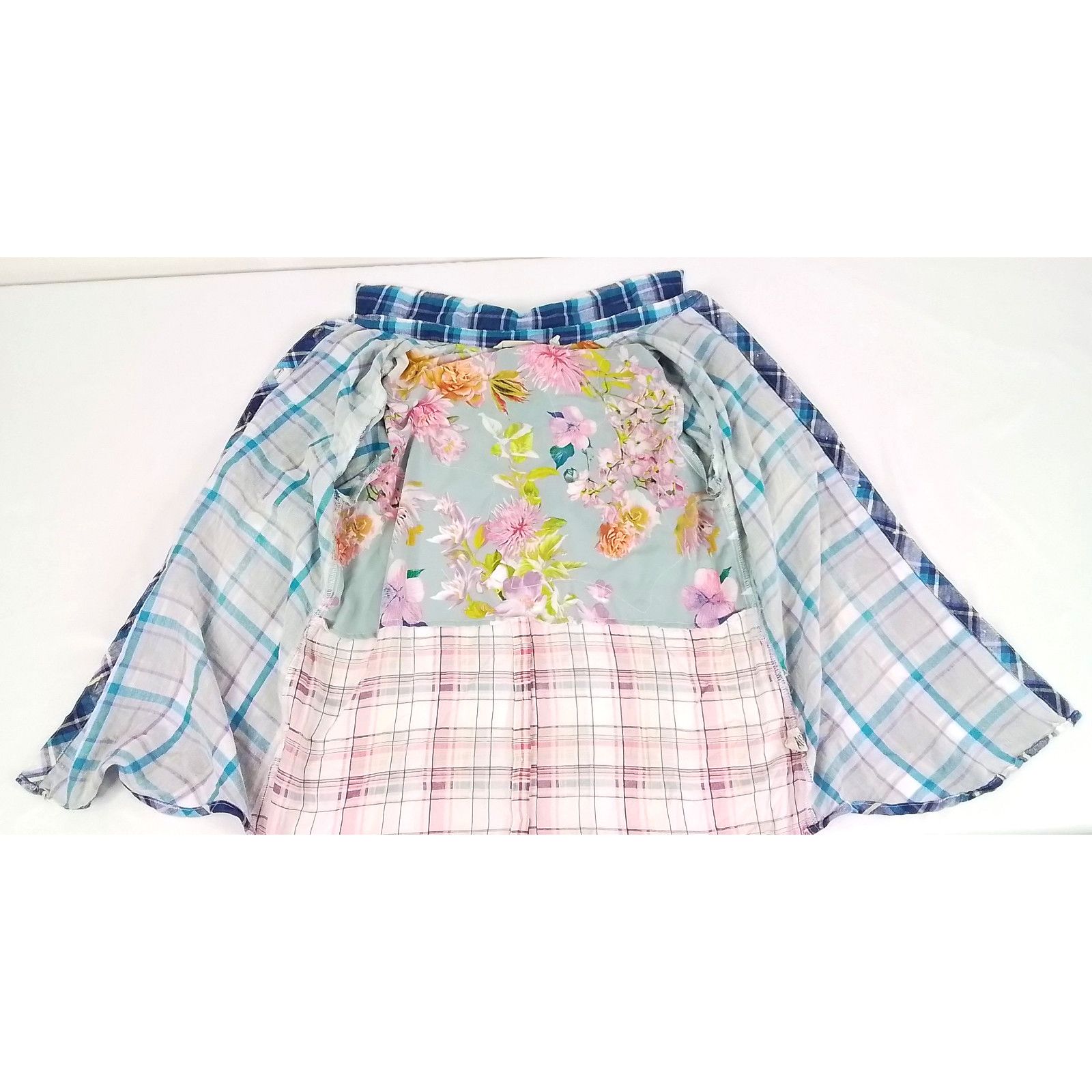 Soft Surroundings Soft Surroundings Women's M Plaid Floral Button Up Blouse Size M / US 6-8 / IT 42-44 - 5 Thumbnail