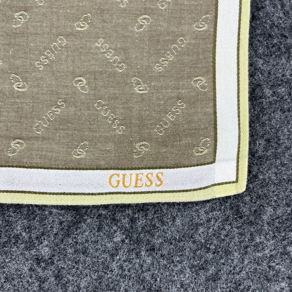 Guess × Vintage Guess Handkerchief / Bandana / Neckerchief B353 Size ONE SIZE - 3 Thumbnail