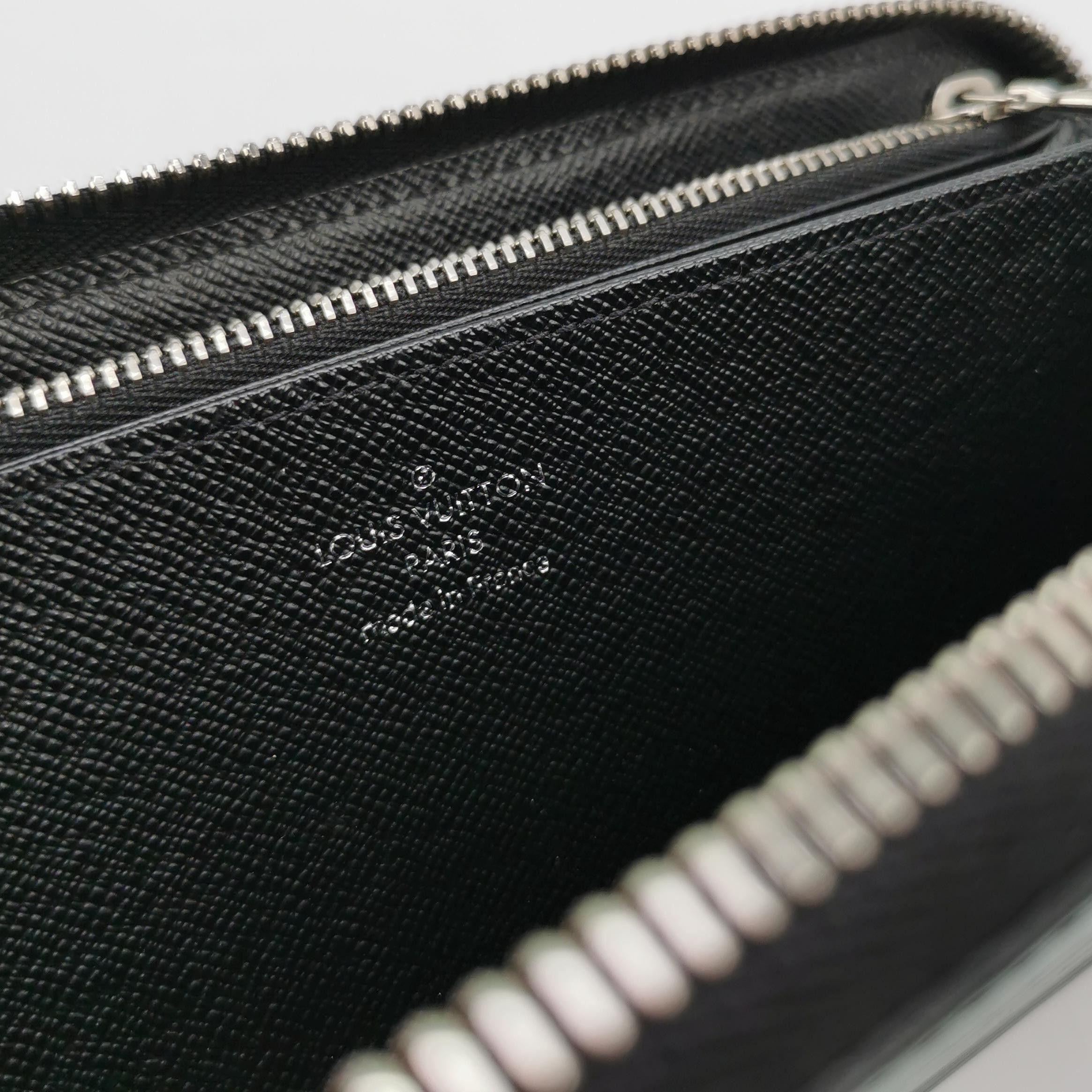 Louis Vuitton Louis Vuitton (LV) Zippy cowhide ripple zip around wallet - Size ONE SIZE - 1 Thumbnail