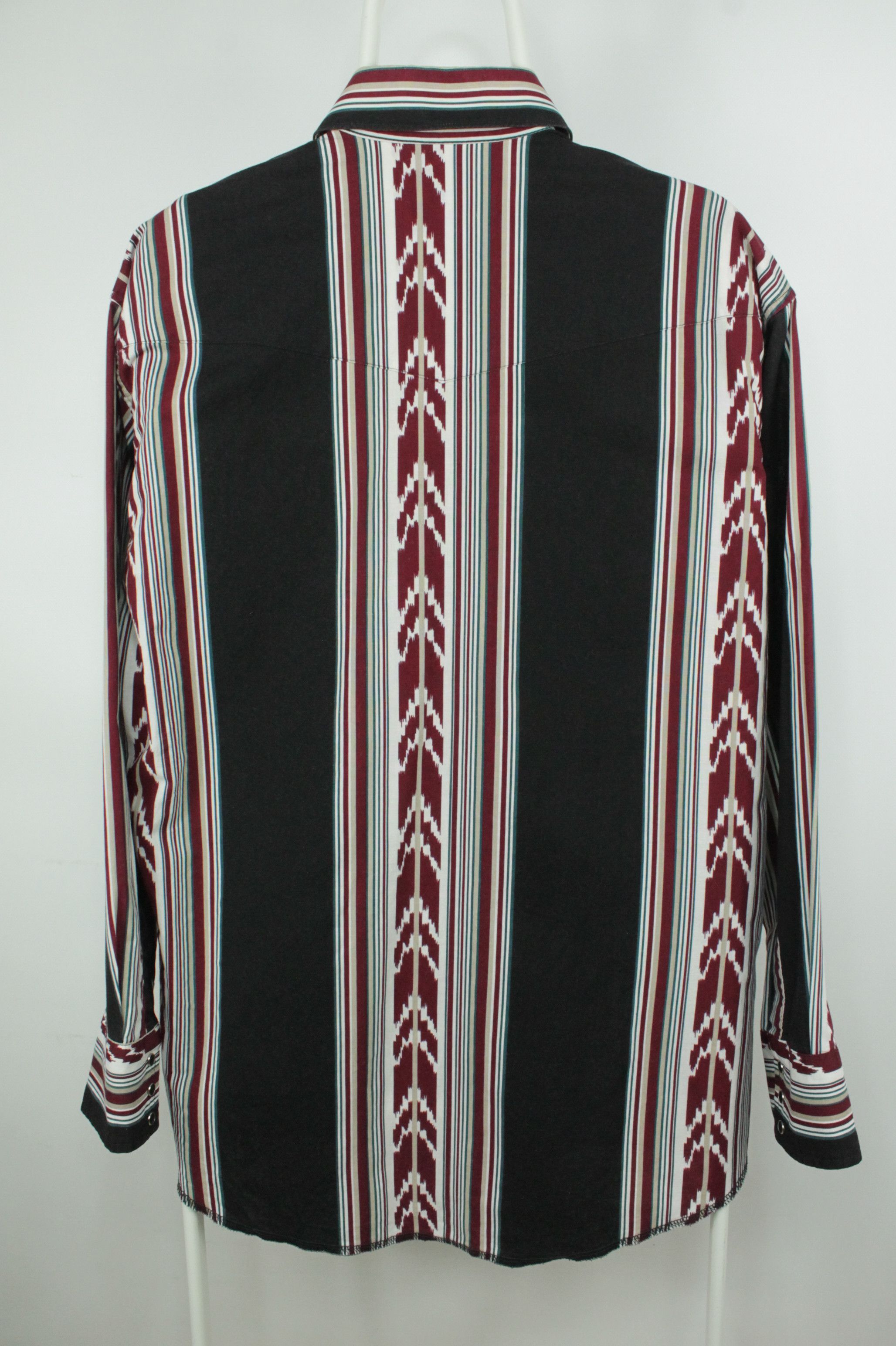 Wrangler Vintage Wrangler Aztec Western Cowboy Shirt Size US L / EU 52-54 / 3 - 7 Thumbnail