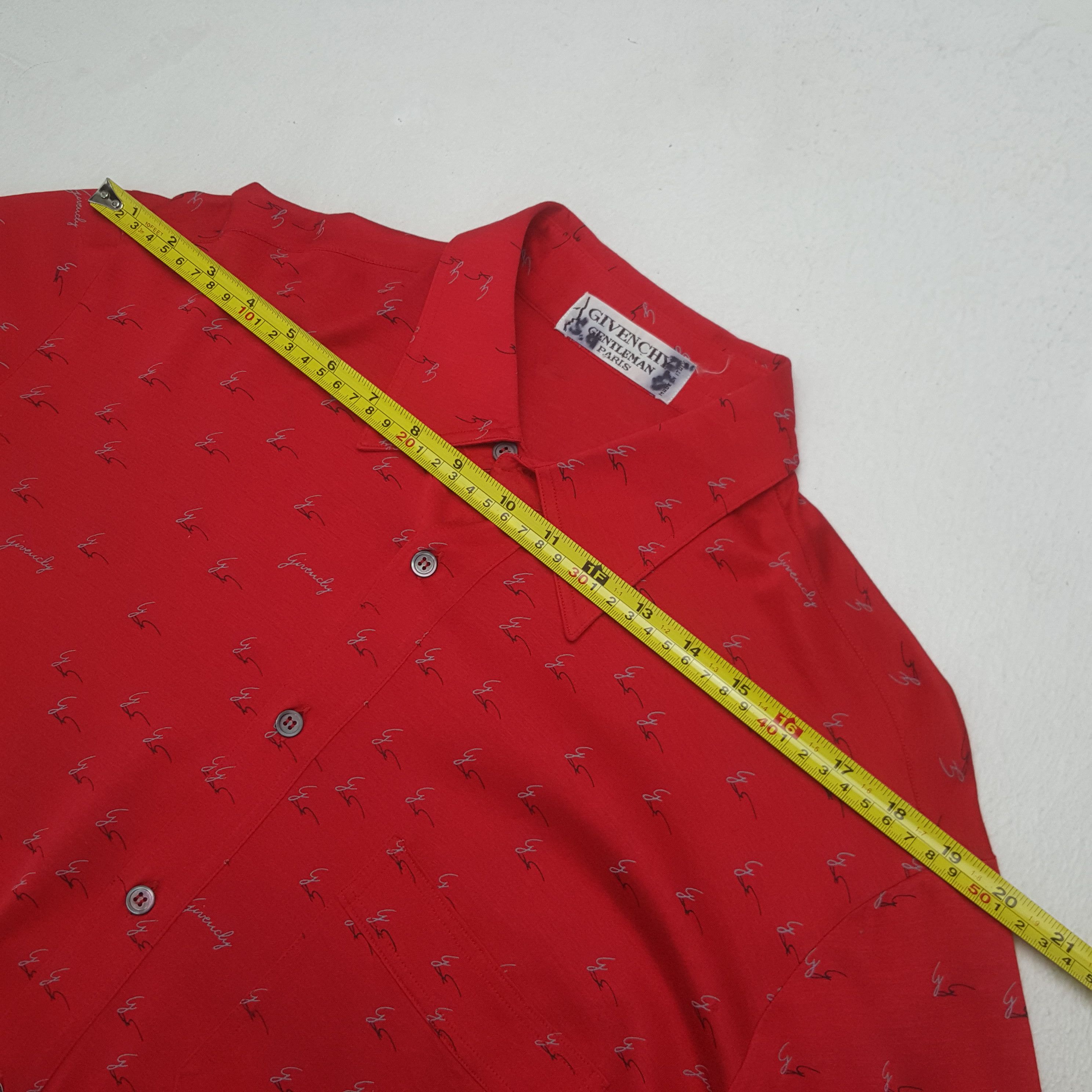Givenchy Vintage Givenchy Italian Brand Shirt Button Up RR11 Size US L / EU 52-54 / 3 - 5 Thumbnail