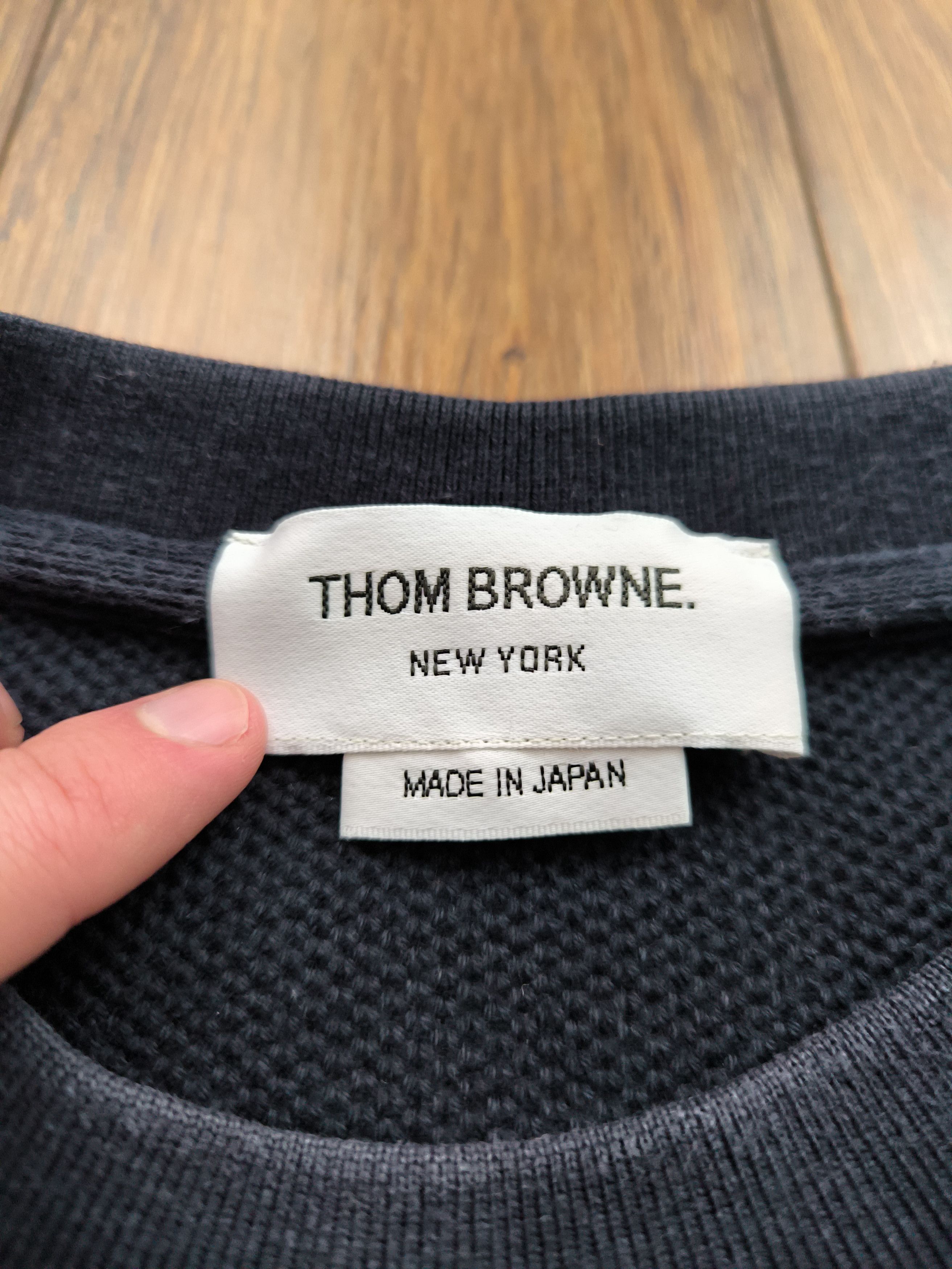 Thom Browne Thom Browne Navy Crewneck, size 4, good condition plus Size US XL / EU 56 / 4 - 6 Thumbnail