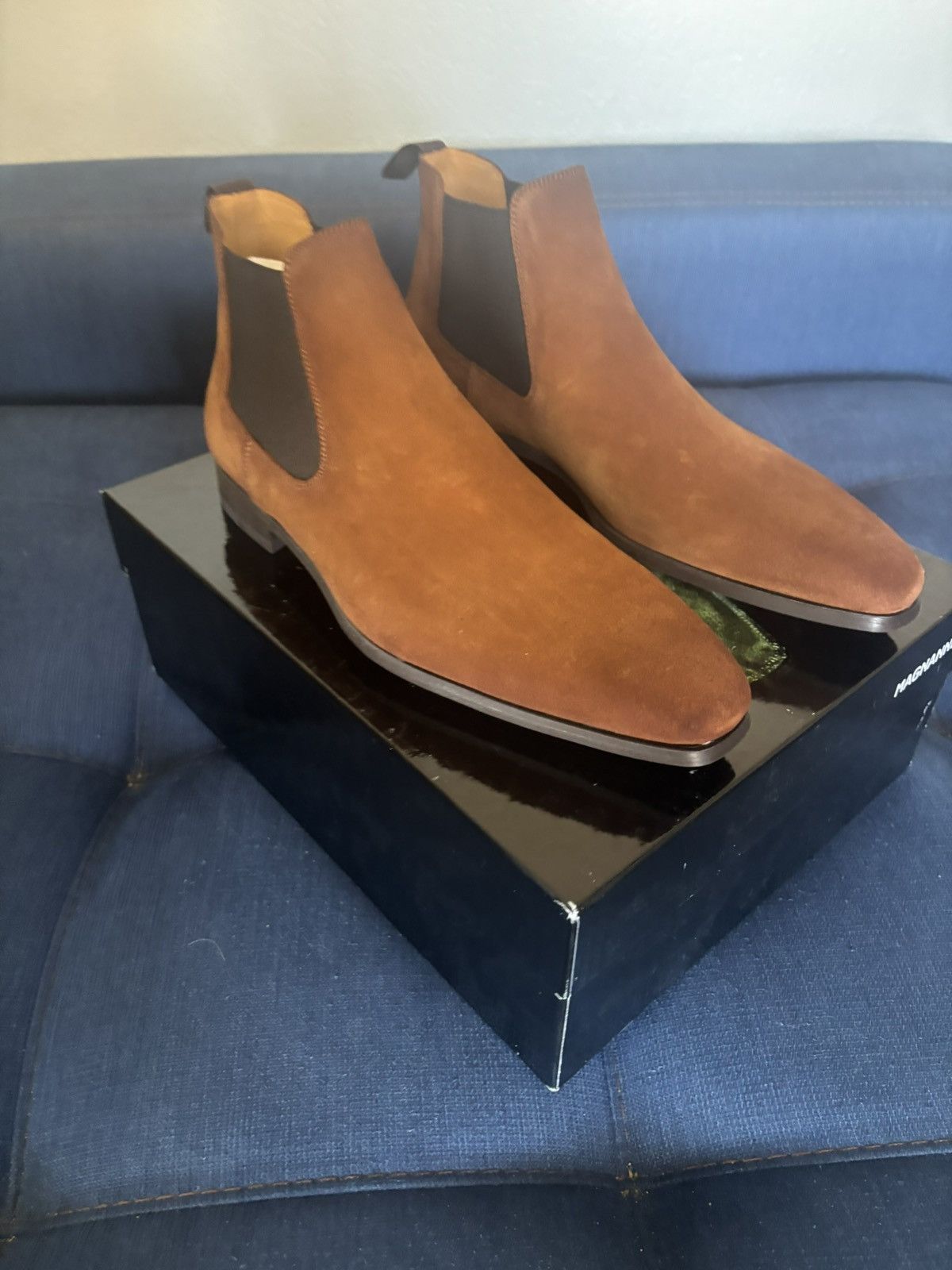 Magnanni New Magnanni Cognac Suede Boots (Size 10 - True 10.5/11) Size US 10 / EU 43 - 1 Thumbnail