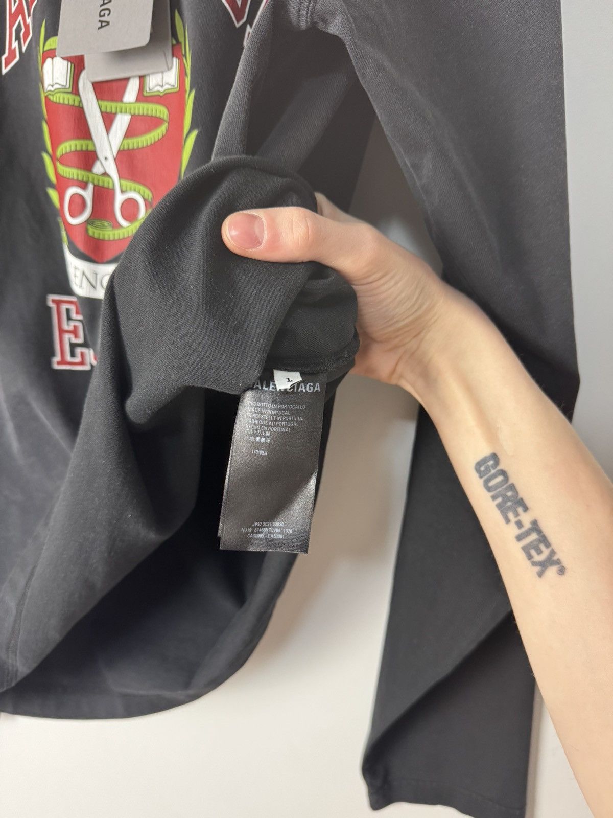 Balenciaga BNWT Balenciaga College hoodie est 1917 scissor Hoodie Size US S / EU 44-46 / 1 - 13 Thumbnail