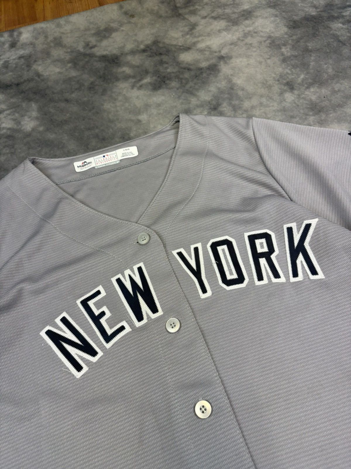 Other Vintage New York Yankees MLB Jersey T shirt 90s y2k grey L Size US L / EU 52-54 / 3 - 4 Thumbnail