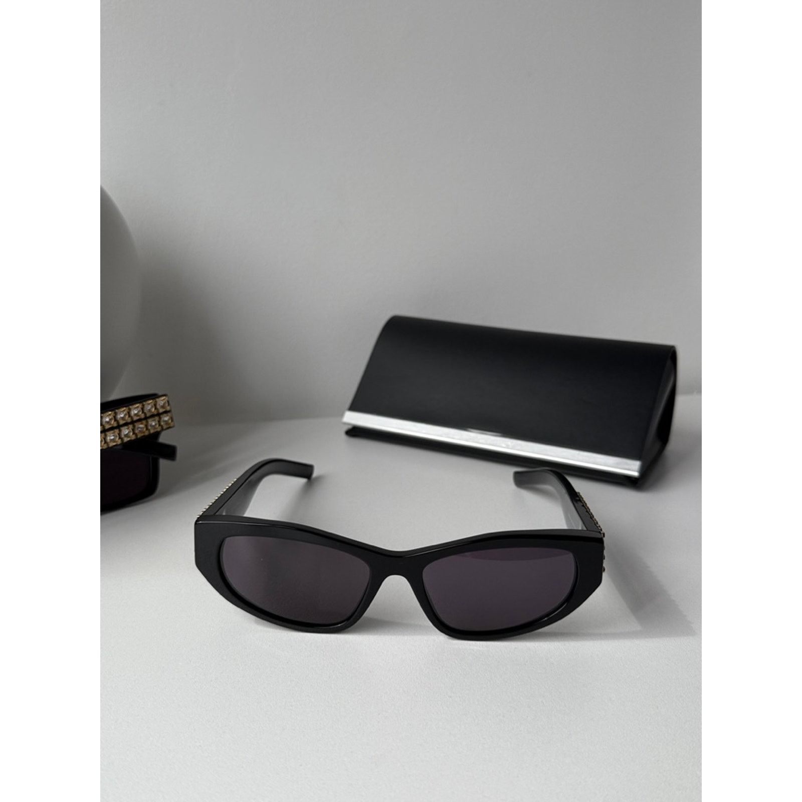 Givenchy NEW Givenchy GV40078U Cat Eye Black Crystal Sunglasses $700 Size ONE SIZE - 3 Thumbnail