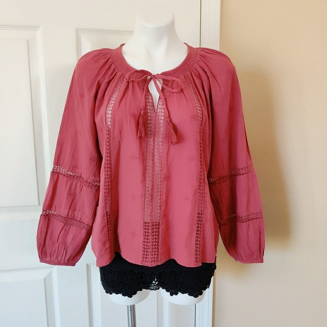 American Eagle Outfitters Lace inset boho top sz M Size M / US 6-8 / IT 42-44 - 1 Thumbnail