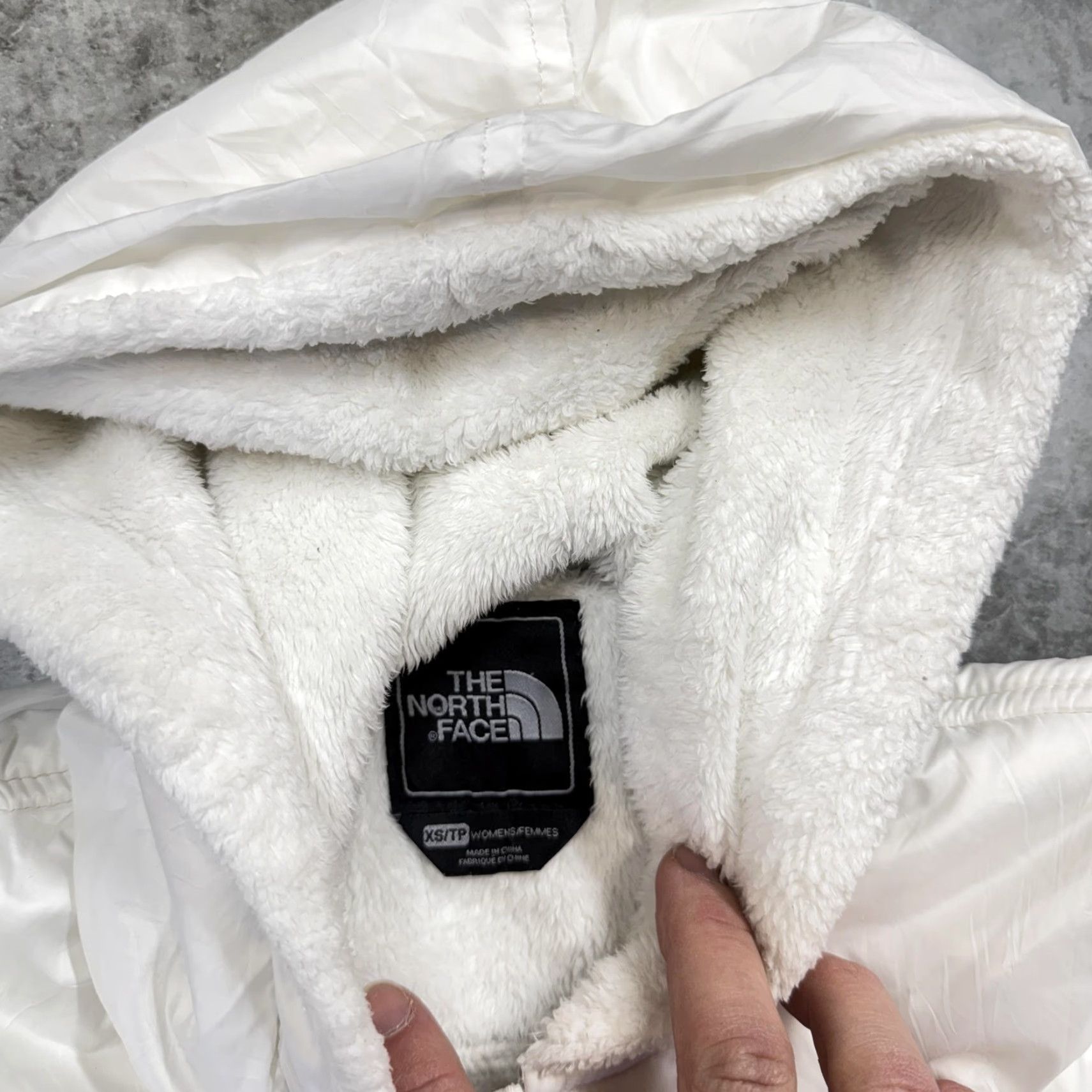 The North Face The North Face Jacket Womens XS White Fuzzy Fleece Hooded Full Zip Warm Cozy Size XS / US 0-2 / IT 36-38 - 4 Thumbnail