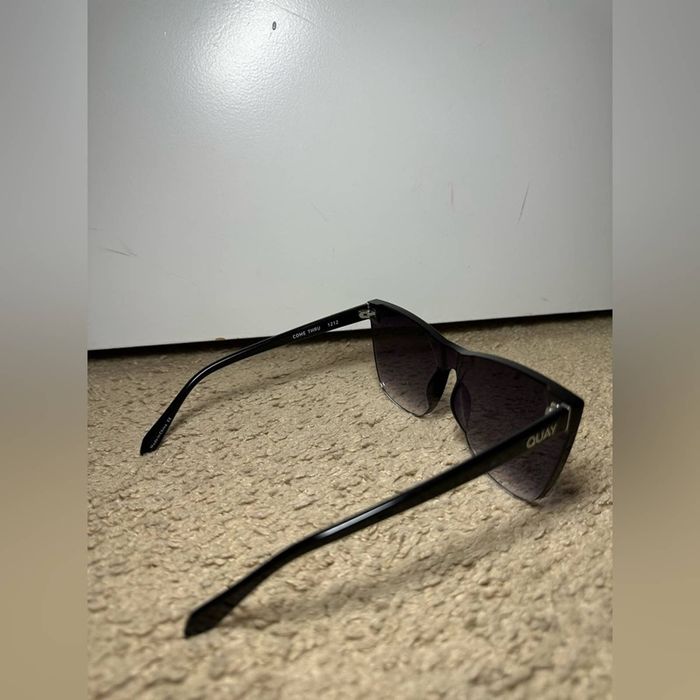 Quay Quay Come Thru Black Frame Fade Womens Cat Eye Sunglasses Grailed