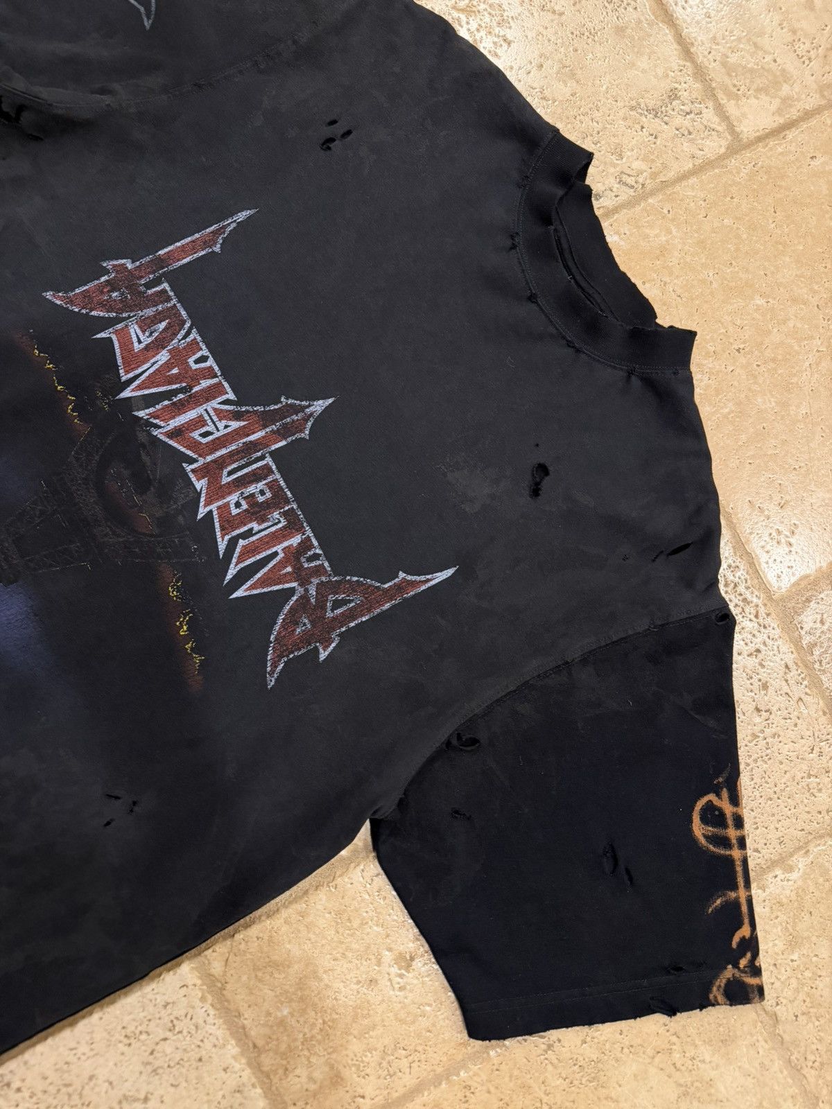 Balenciaga Balenciaga Upside Down Paris Moon Distressed Black T-Shirt Size US XL / EU 56 / 4 - 5 Thumbnail