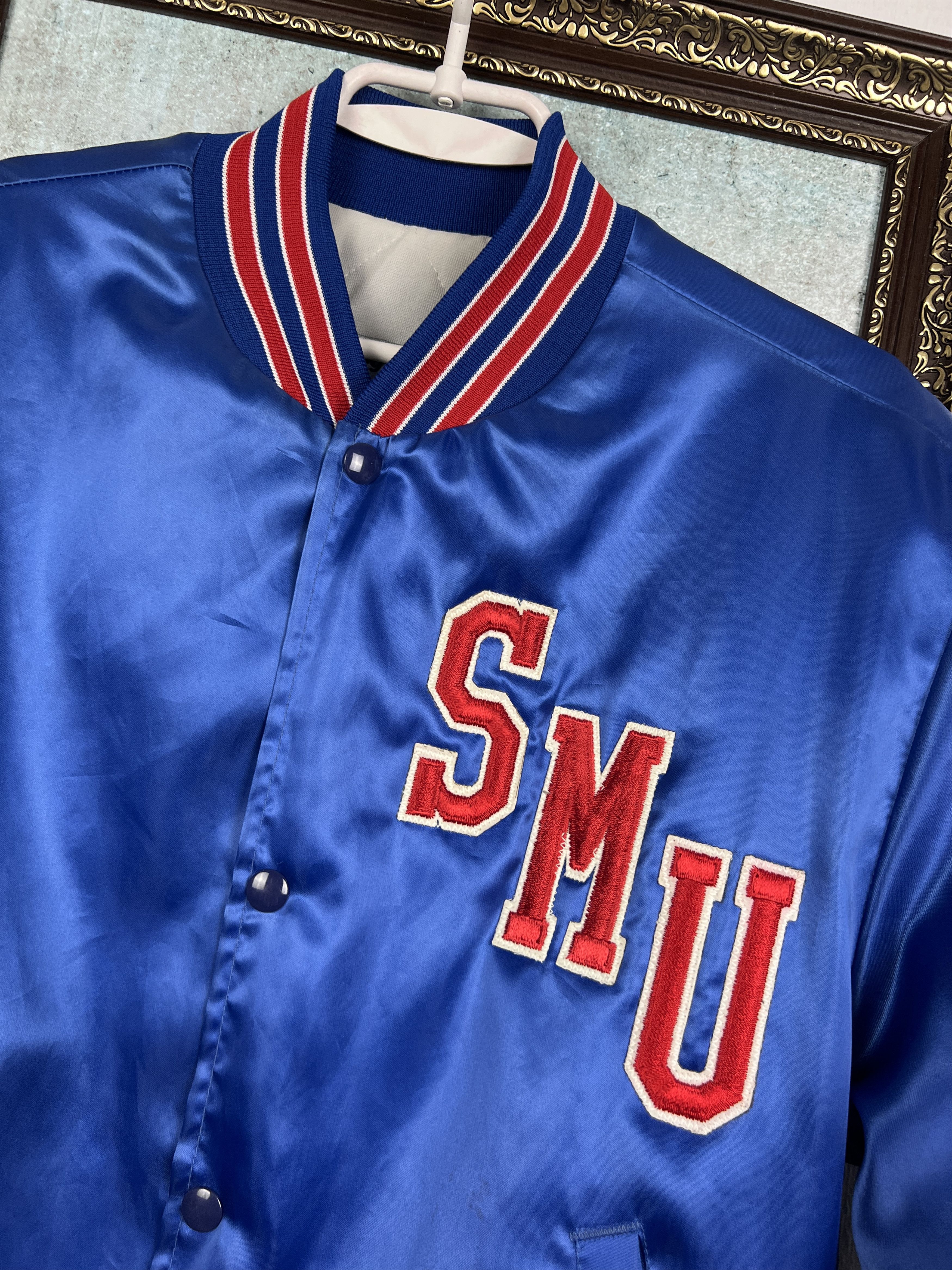 Swingster \Southern Methodist SMU Mustangs Satin Bomber Jacket Size US L / EU 52-54 / 3 - 4 Thumbnail