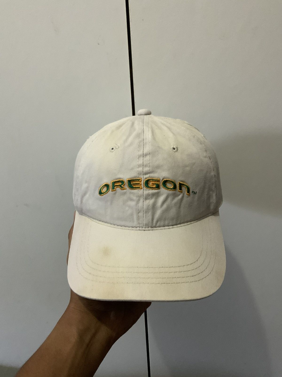 Vintage Oregon Ducks Fade Hat Size ONE SIZE - 1 Thumbnail