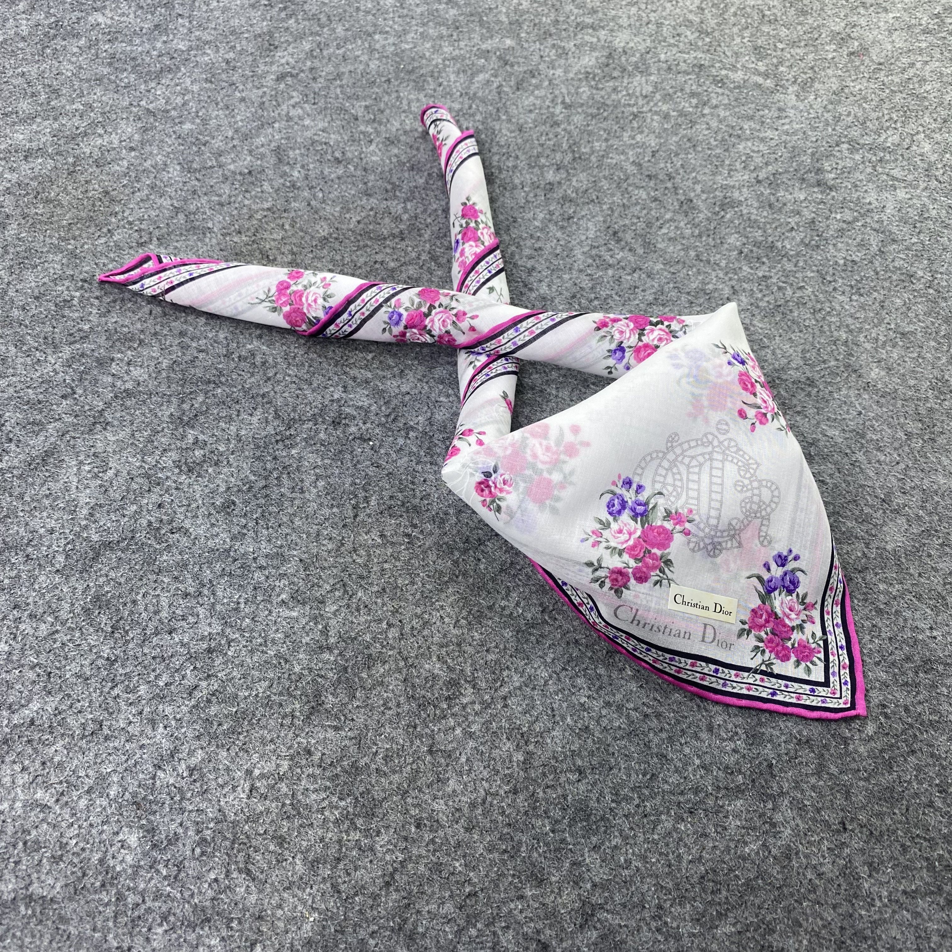 Vintage Christian Dior Handkerchief Neckerchief Bandana-B2078 Size ONE SIZE - 1 Thumbnail