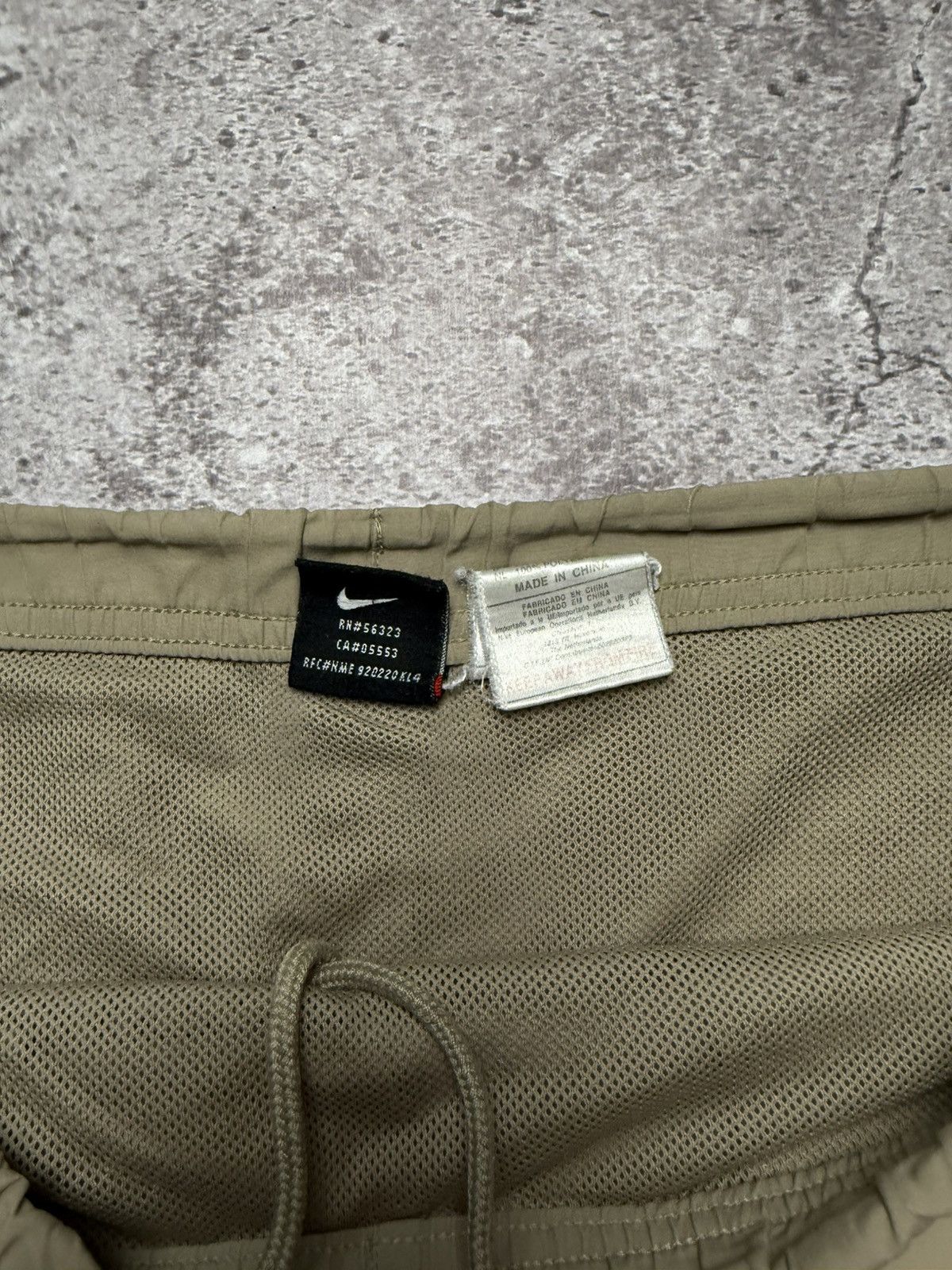 Nike × Vintage Vintage Nike Nylon Shorts 90s Y2K Size US 30 / EU 46 - 5 Thumbnail