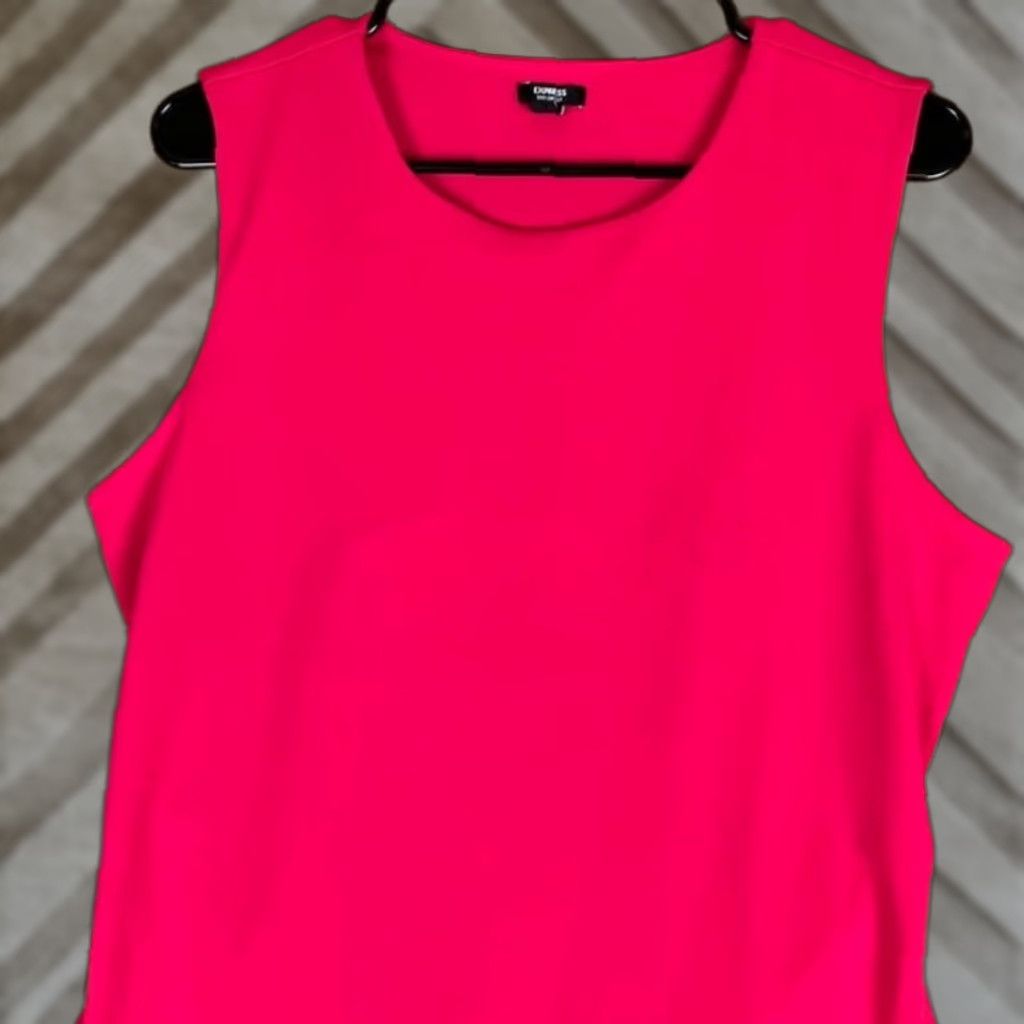 Express Express Womens Bodysuit Pink Body Contour Crew Neck Open Back Stretch XL Crew Neck Open Back Body Contour XXL? Size XL / US 12-14 / IT 48-50 - 1 Thumbnail