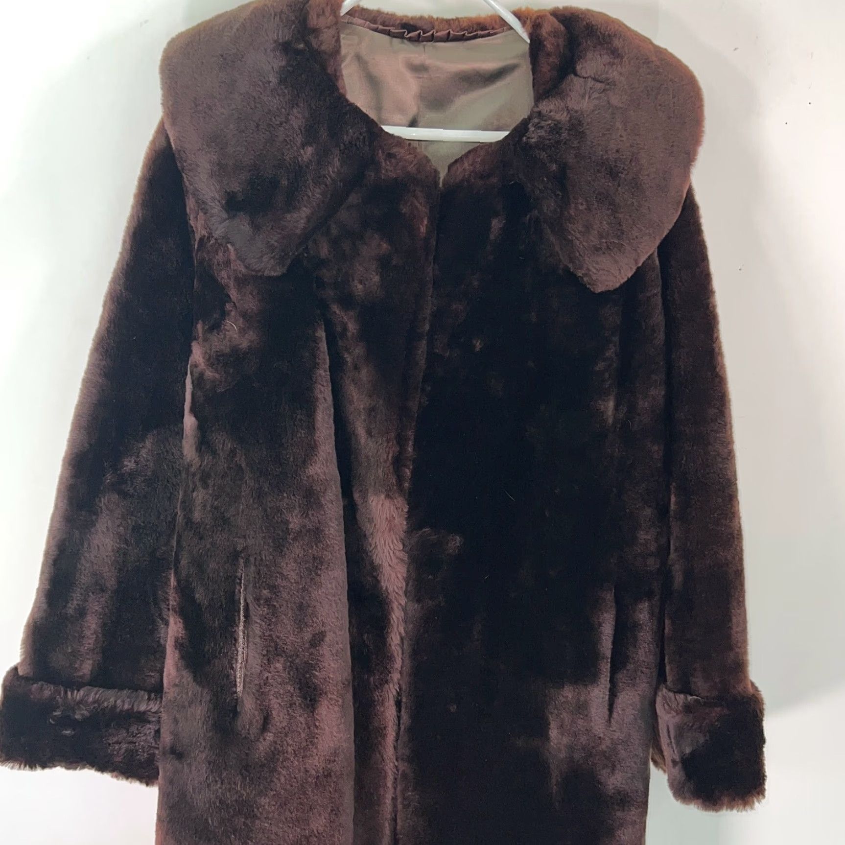 Vintage VINTAGE Label Authority Brown Fur Long Coat Jacket - Long Coat - Womens - Size L - 3/4 Sleeve - Zipper - Inner Pockets - Winter - Casual - Regular Fit Size L / US 10 / IT 46 - 3 Thumbnail