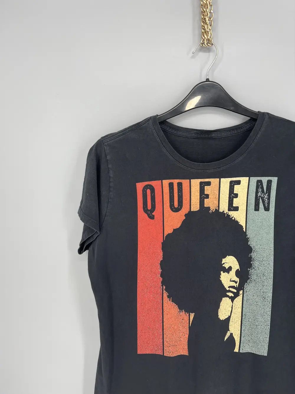 Band Tees × Vintage Vintage Band tee Y2K Queen Tour Tee Size US M / EU 48-50 / 2 - 5 Thumbnail