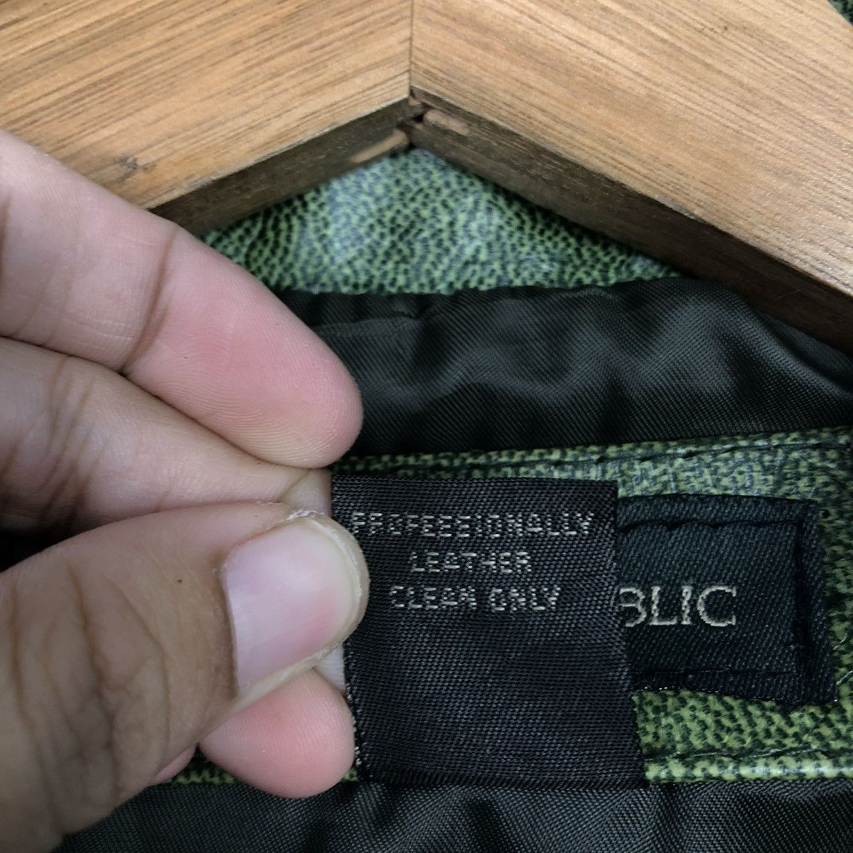 Japanese Brand 🔥VINTAGE BIKER CROPPED LEATHER JACKET BANANA REPUBLIC Size US M / EU 48-50 / 2 - 21 Thumbnail