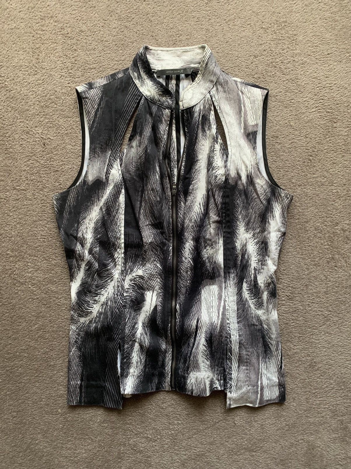 Le Grande Bleu (L.G.B.) Arthur Galan AvantGarde ZipBlouses ysl gucci y’s helmut lang Size L / US 10 / IT 46 - 1 Thumbnail
