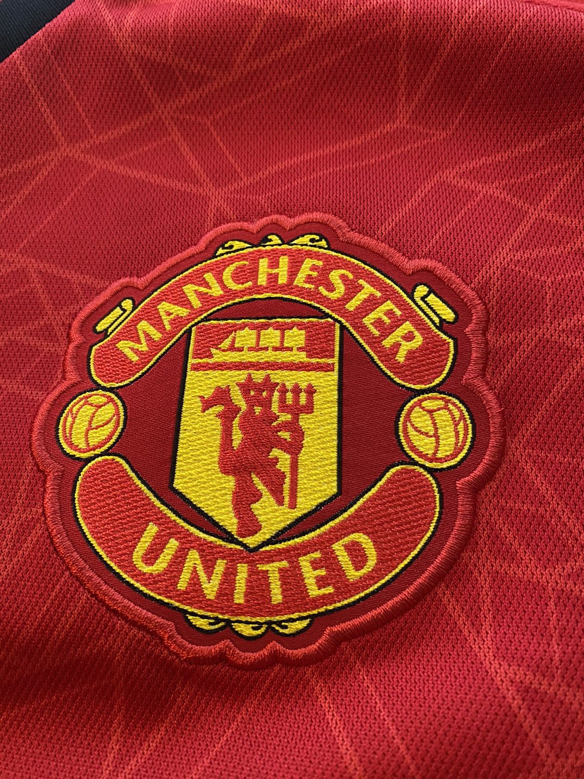 Adidas adidas Manchester United 23/34 (Home) Size US L / EU 52-54 / 3 - 3 Thumbnail