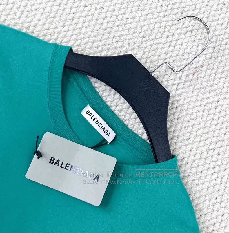 Balenciaga Balenciaga Front Small Letter Logo Short Sleeve Size US XS / EU 42 / 0 - 3 Thumbnail