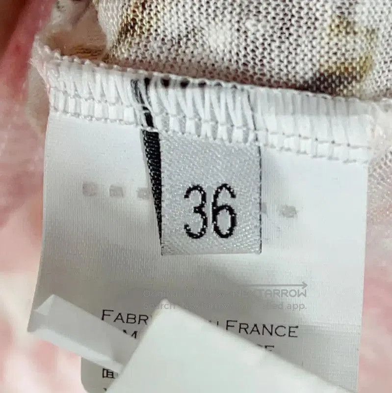 Balmain Balmain Pink Floral Print Women's T-Shirt . Size S / US 4 / IT 40 - 4 Thumbnail