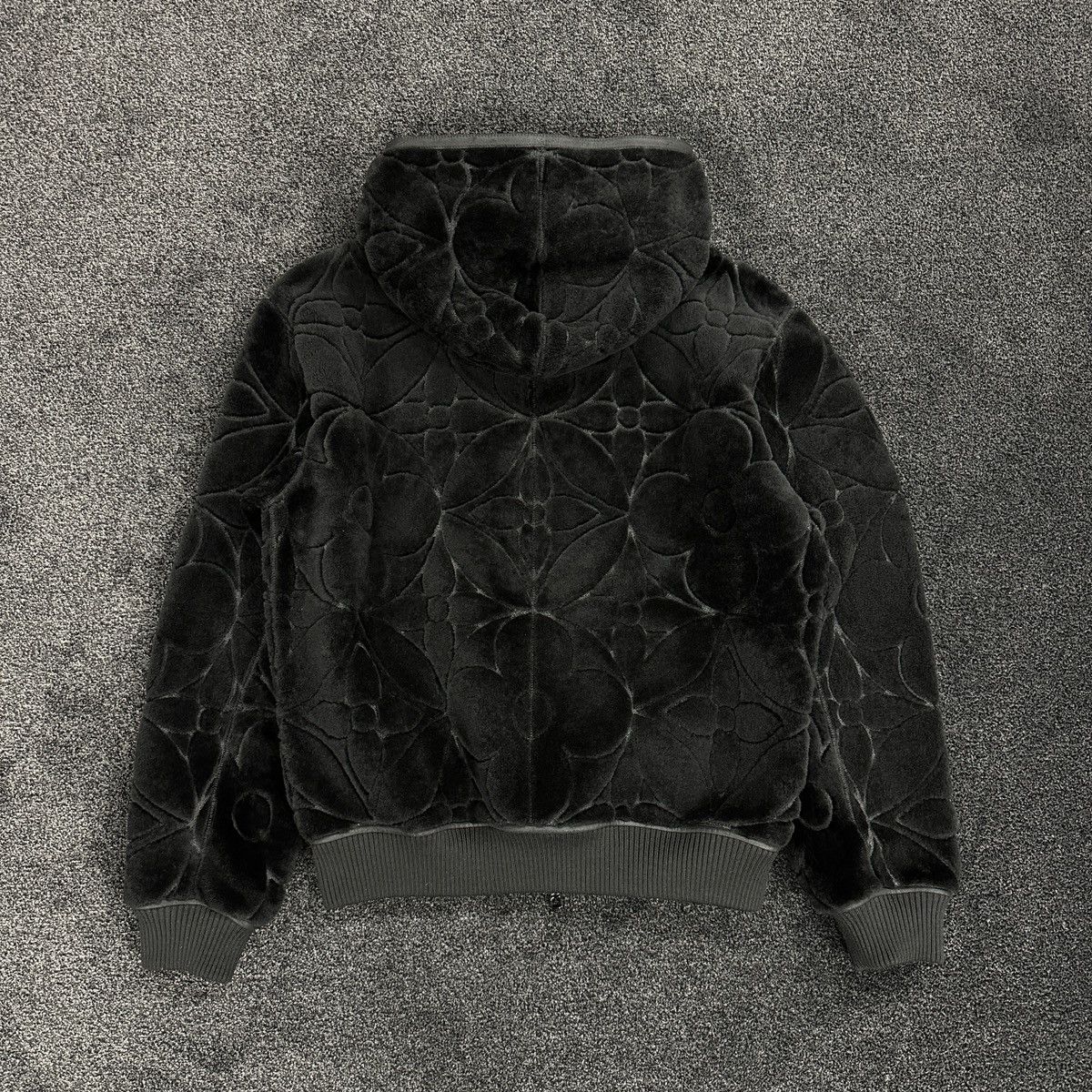 Louis Vuitton Louis Vuitton LV Flower Reversible Shearling Jacket IT48 Size US M / EU 48-50 / 2 - 14 Thumbnail