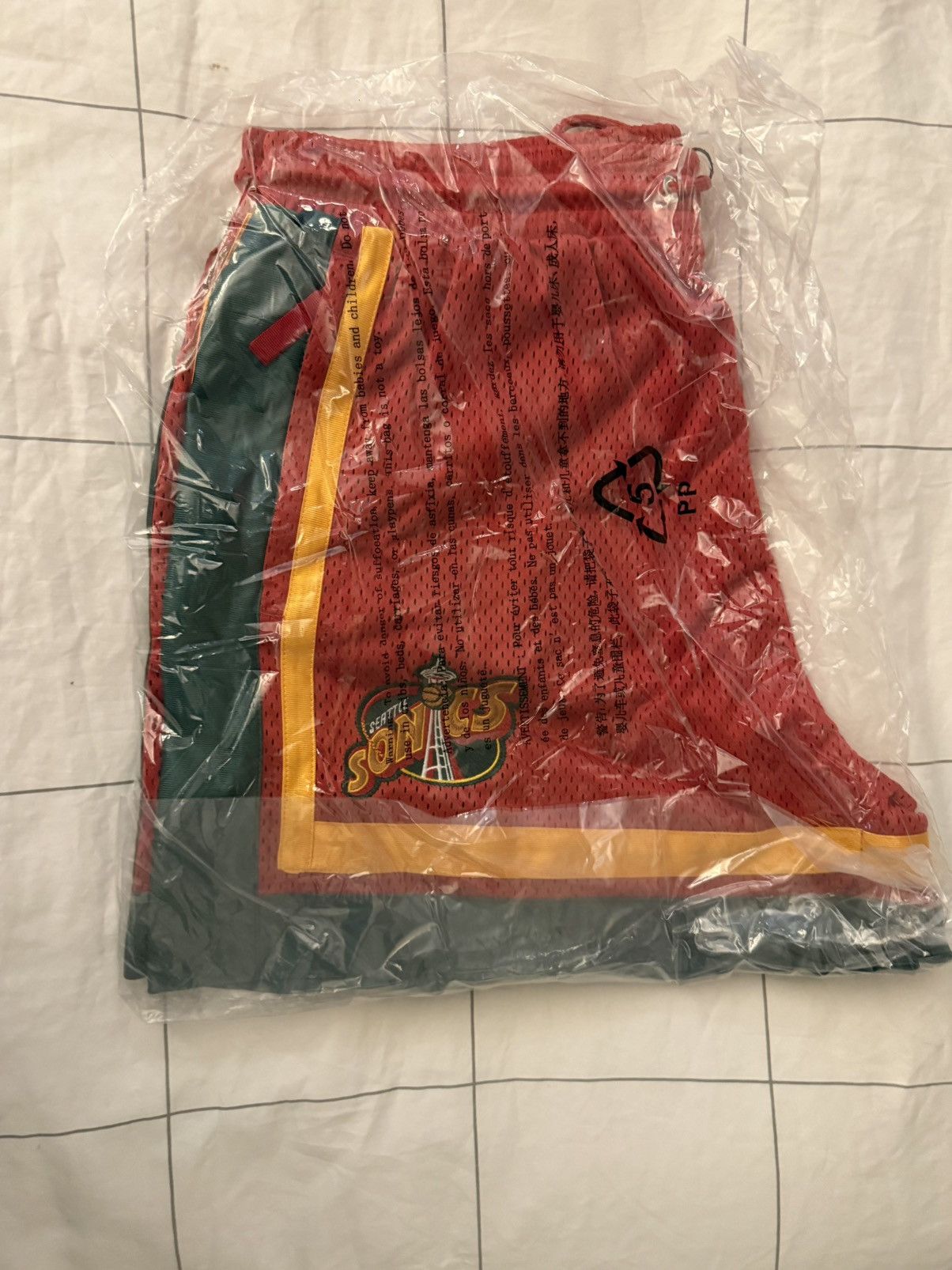 Kith × NBA Kith for NBA All-Star Seattle SuperSonics Short Basketball Size US 34 / EU 50 - 9 Thumbnail