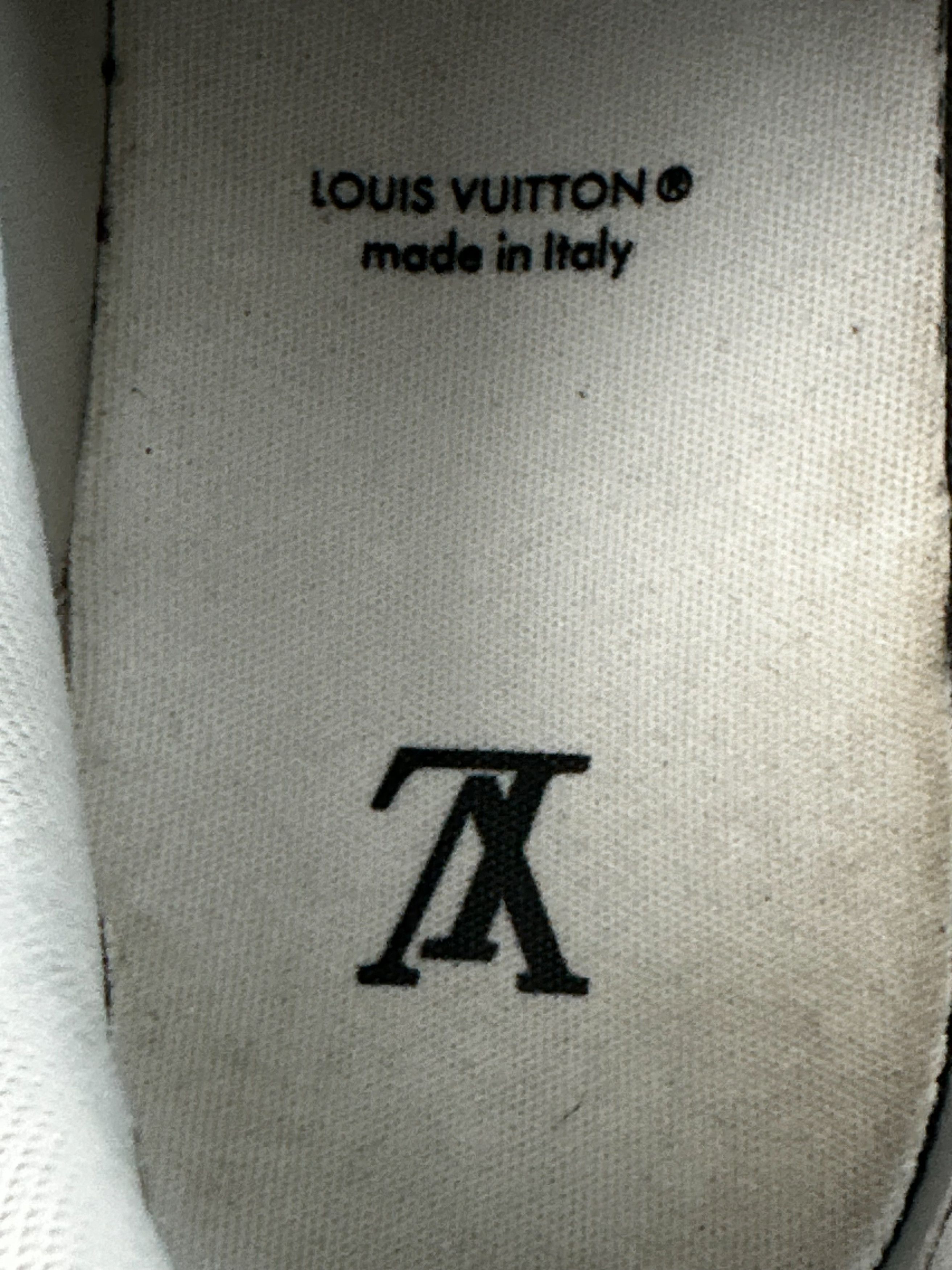 Louis Vuitton Louis Vuitton White & Grey Leather Trainers Size US 11 / EU 44 - 7 Thumbnail