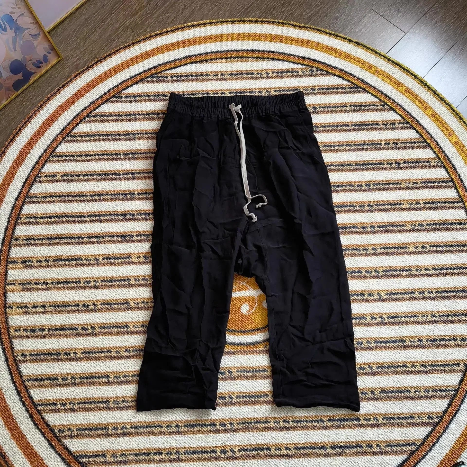 Rick Owens Black Casual Cropped Pants Size 34. Size US 34 / EU 50 - 1 Thumbnail