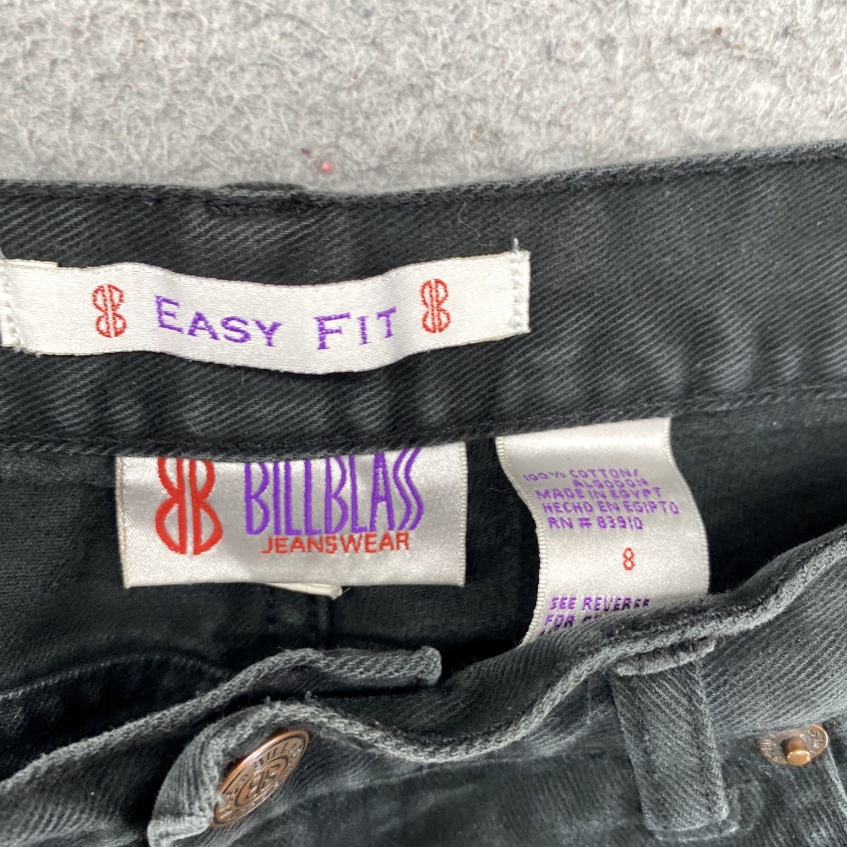 Bill Blass VINTAGE Bill Blass Women’s Easy Fit Black Denim High Rise Mom Jeans Size 8 Size 30" / US 8 / IT 44 - 4 Thumbnail