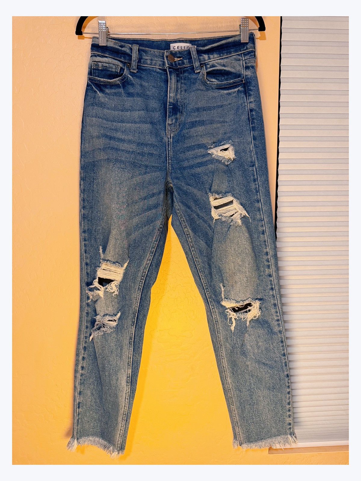 Other Cello Distressed High-Rise Jeans – Size 5 Size 28" / US 6 / IT 42 - 1 Thumbnail
