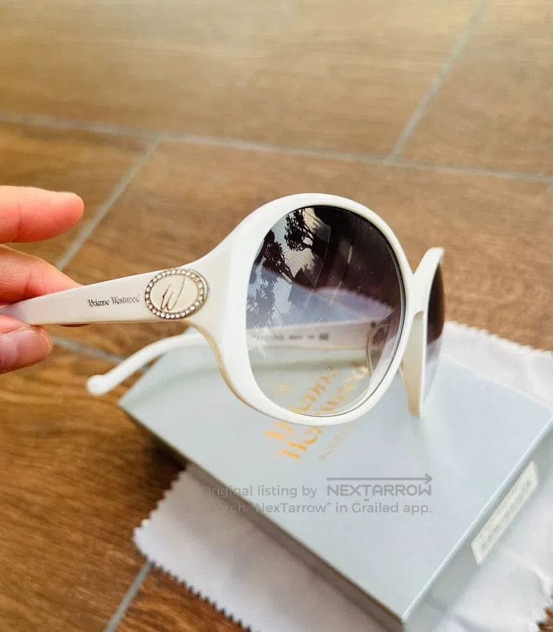 Vivienne Westwood Vivienne Westwood New Sunglasses. Size ONE SIZE - 2 Thumbnail