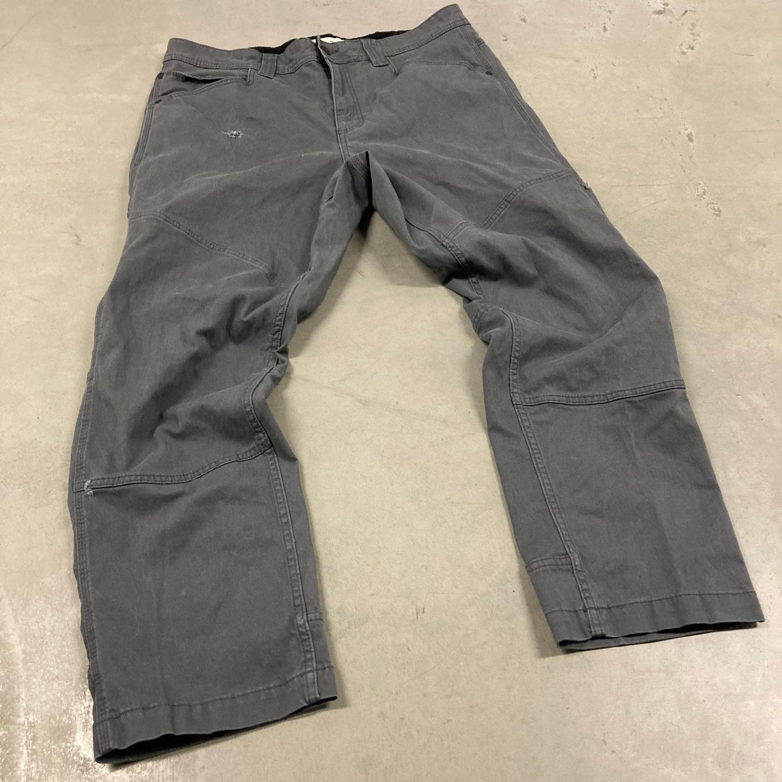 Vintage × Wrangler vintage y2k wrangler cargo pants 36x30 Size US 36 / EU 52 - 1 Thumbnail