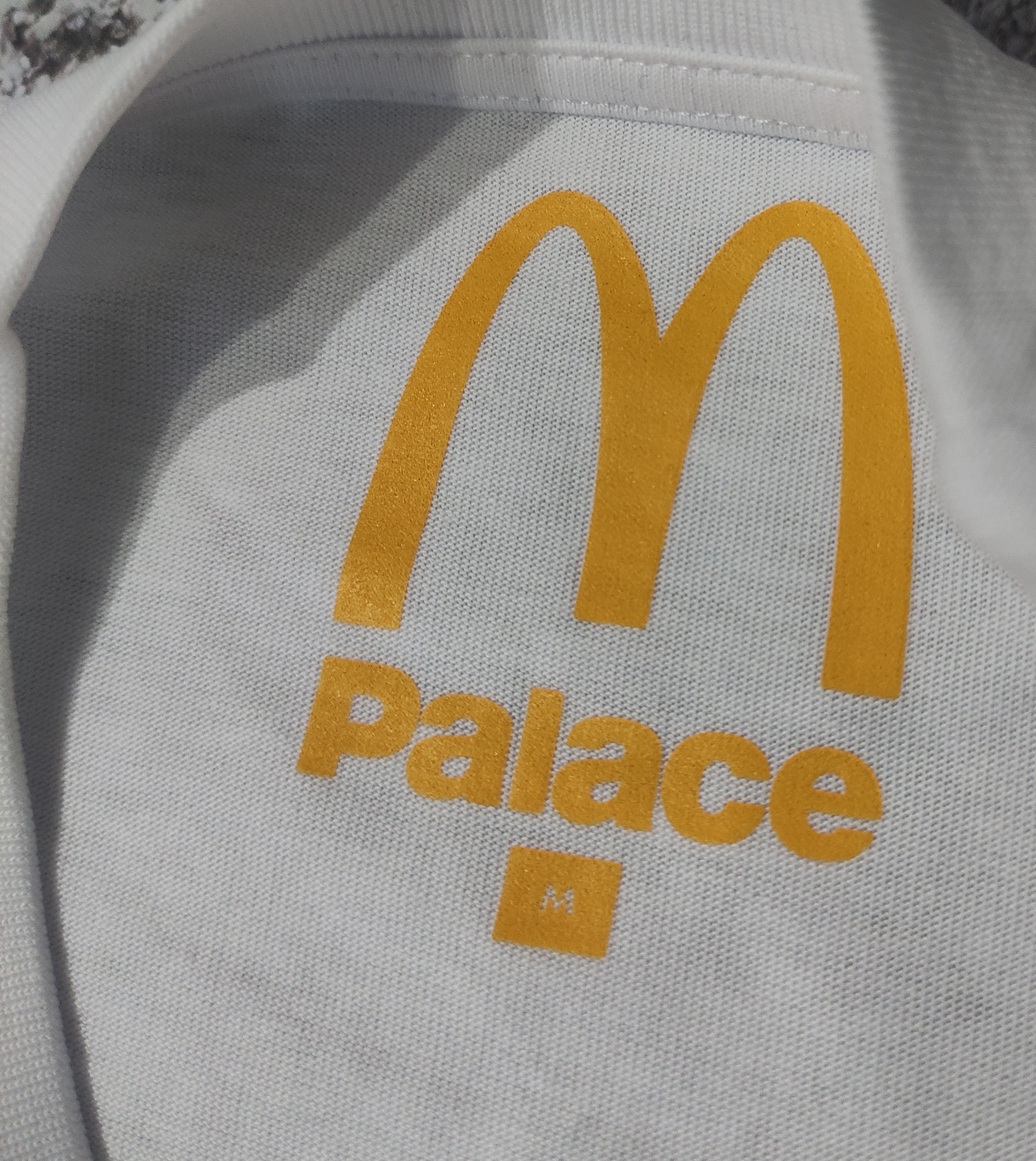 Palace Palace x McDonald's JERSEY T-SHIRT COTTON WITH BAG SIZE M Size US M / EU 48-50 / 2 - 2 Thumbnail