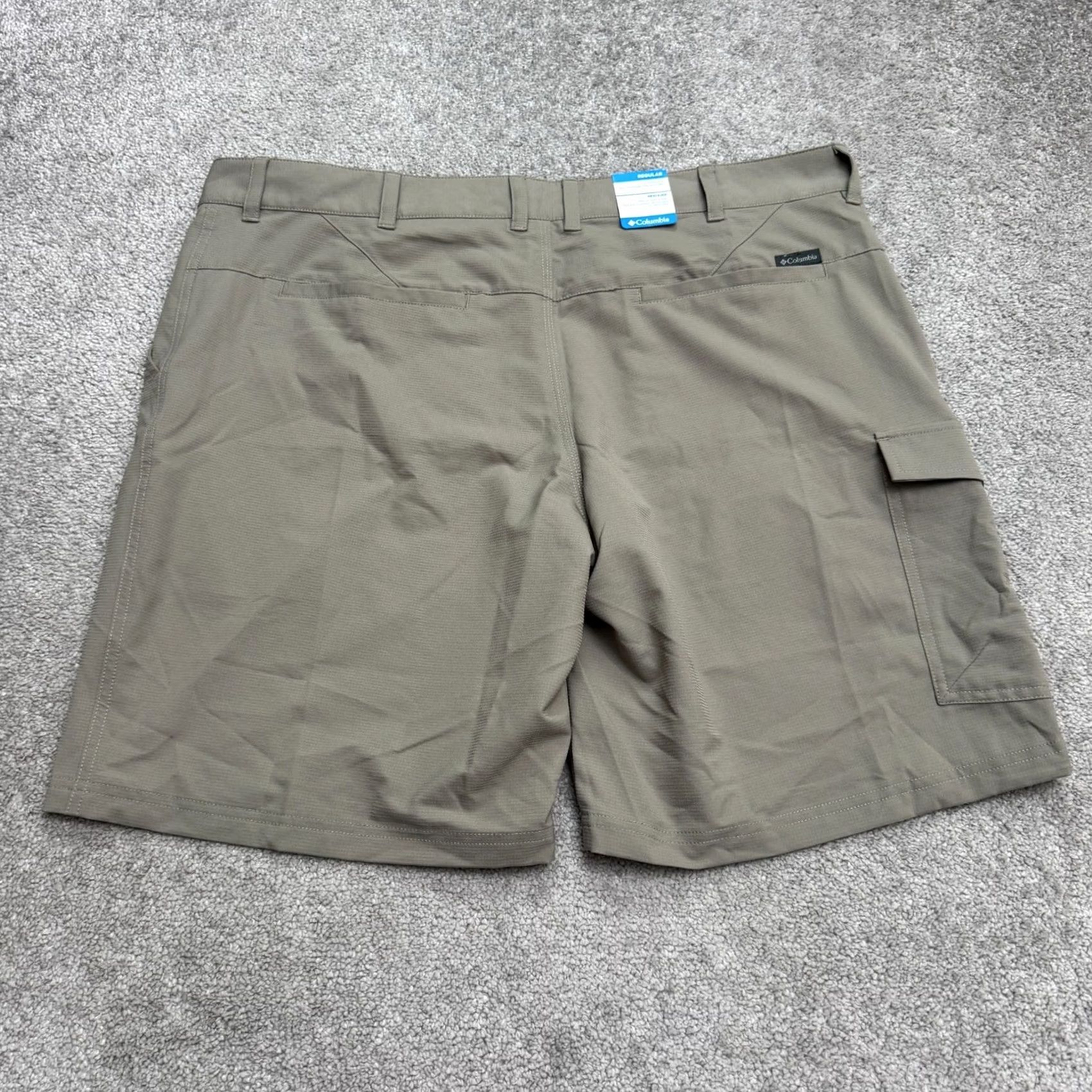 Tommy Bahama Columbia Battle Ridge Flex Omni-Shade UPF 50 Cargo Shorts Mens 36 Gray Outdoor Size US 36 / EU 52 - 2 Thumbnail