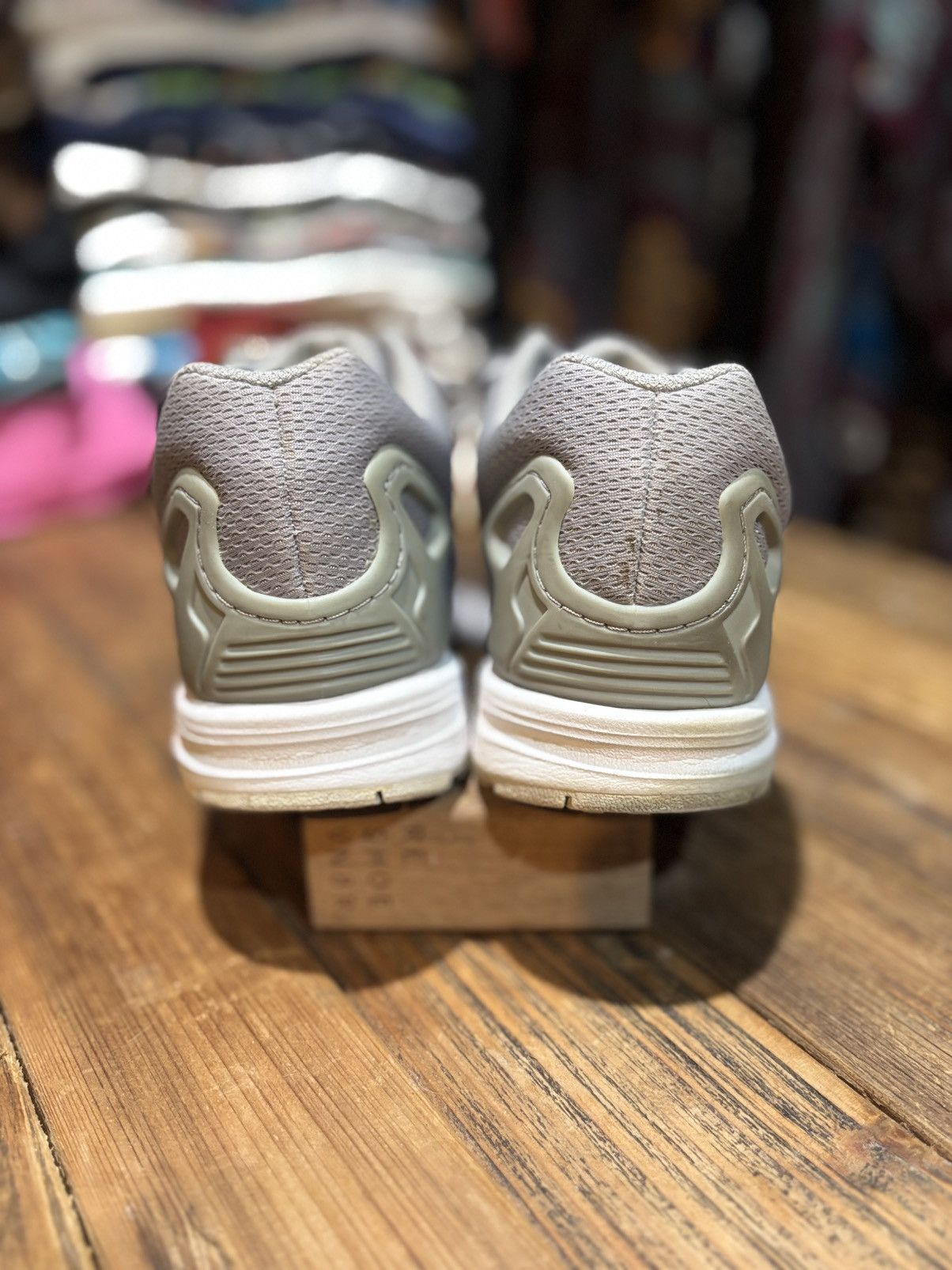 Adidas Adidas Zx Flux Aluminum White Sz. 10.5 Size US 10.5 / EU 43-44 - 4 Thumbnail