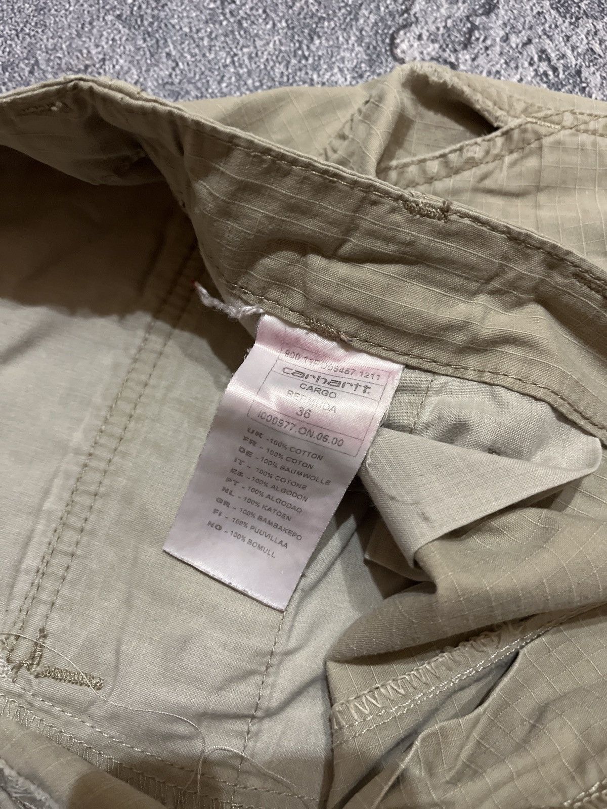 Carhartt × Vintage Vintage Y2K Carhartt Bermuda cargo japan style shorts Size US 36 / EU 52 - 11 Thumbnail