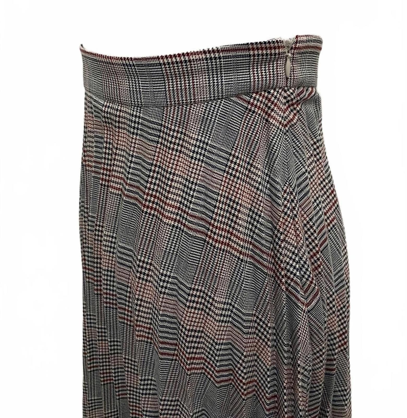 Lulus LULUS Multi Plaid Pleated Mid Skirt (SMALL) Size 28" / US 6 / IT 42 - 8 Thumbnail