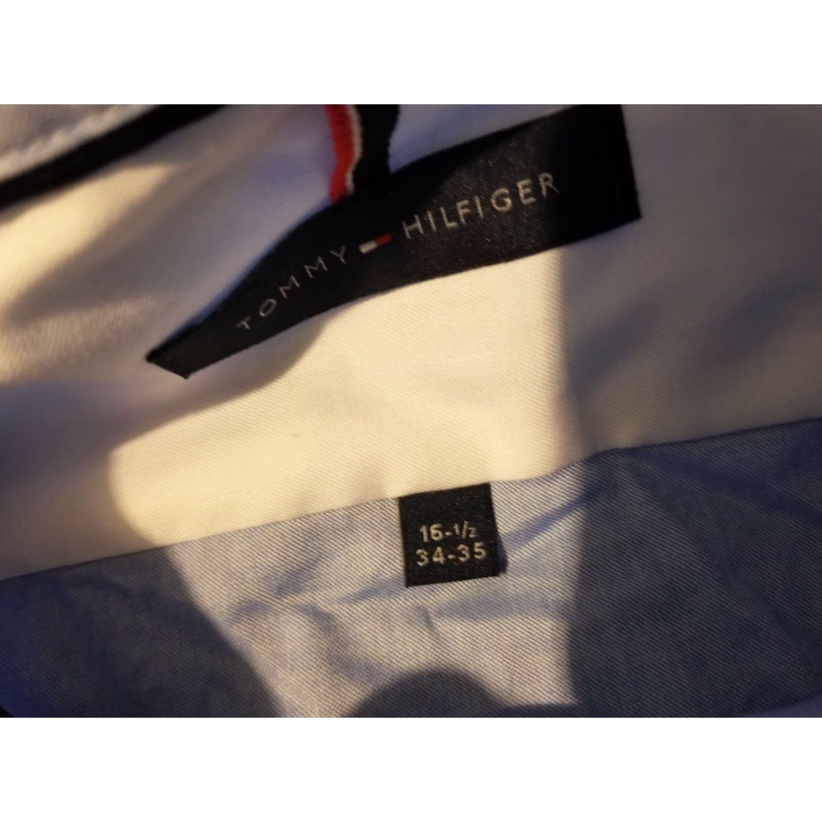 Tommy Hilfiger Tommy Hilfiger Dress Shirt Men's Blue Cotton 16.5 34/35 Slim Button Cotton (16.5) Adult Regular Short Description: N/A Size 46R - 4 Thumbnail