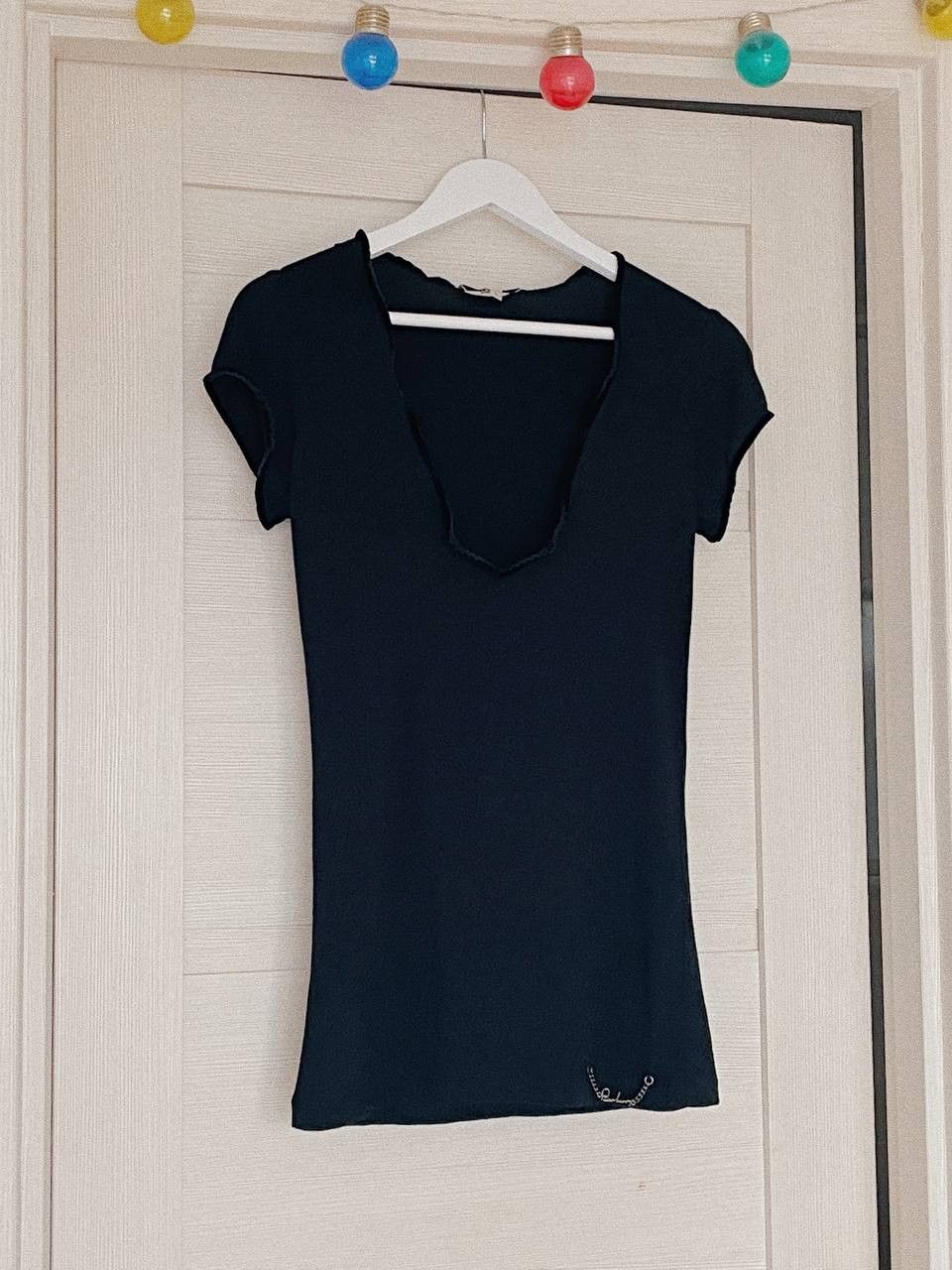 Burberry Burberry Top Black Velvet Trim Deep Neck Size S / US 4 / IT 40 - 7 Thumbnail