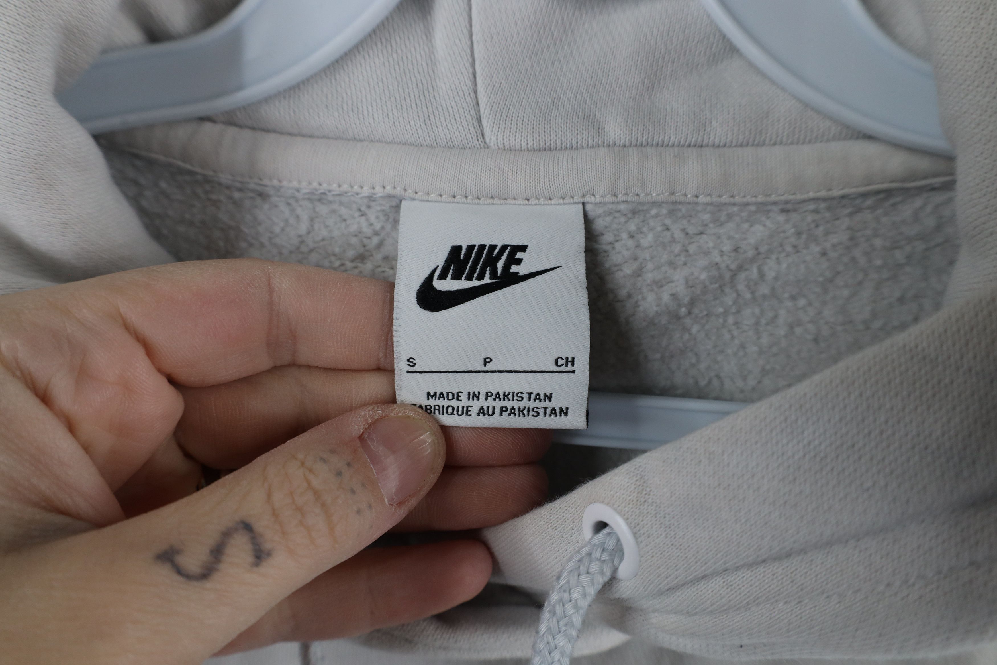 Nike × Vintage Vintage Y2K Nike Scott Center Swoosh Hoodie Light Gray Size US S / EU 44-46 / 1 - 6 Thumbnail