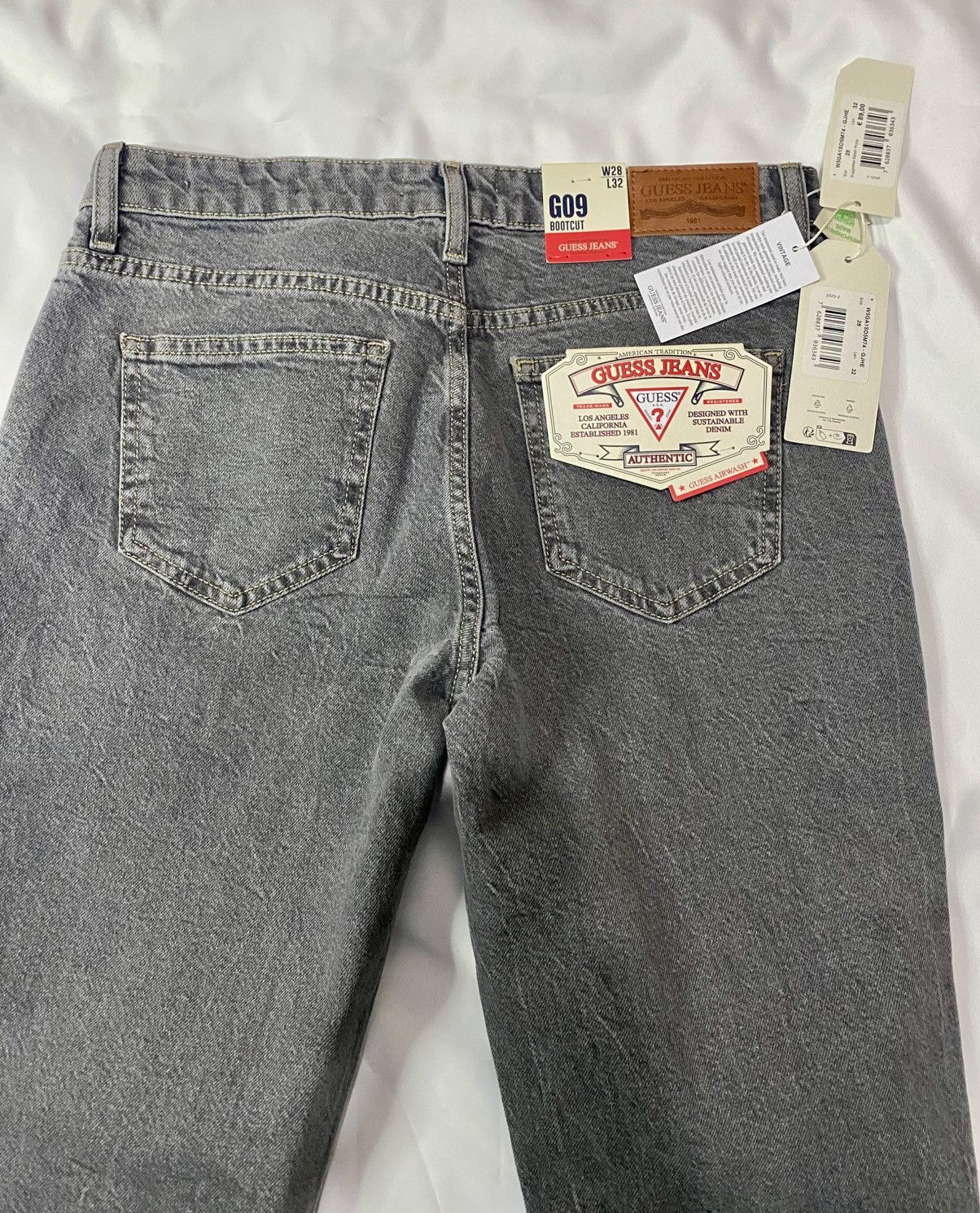Guess Guess Jeans G09 Bootcut Size 28" / US 6 / IT 42 - 2 Thumbnail