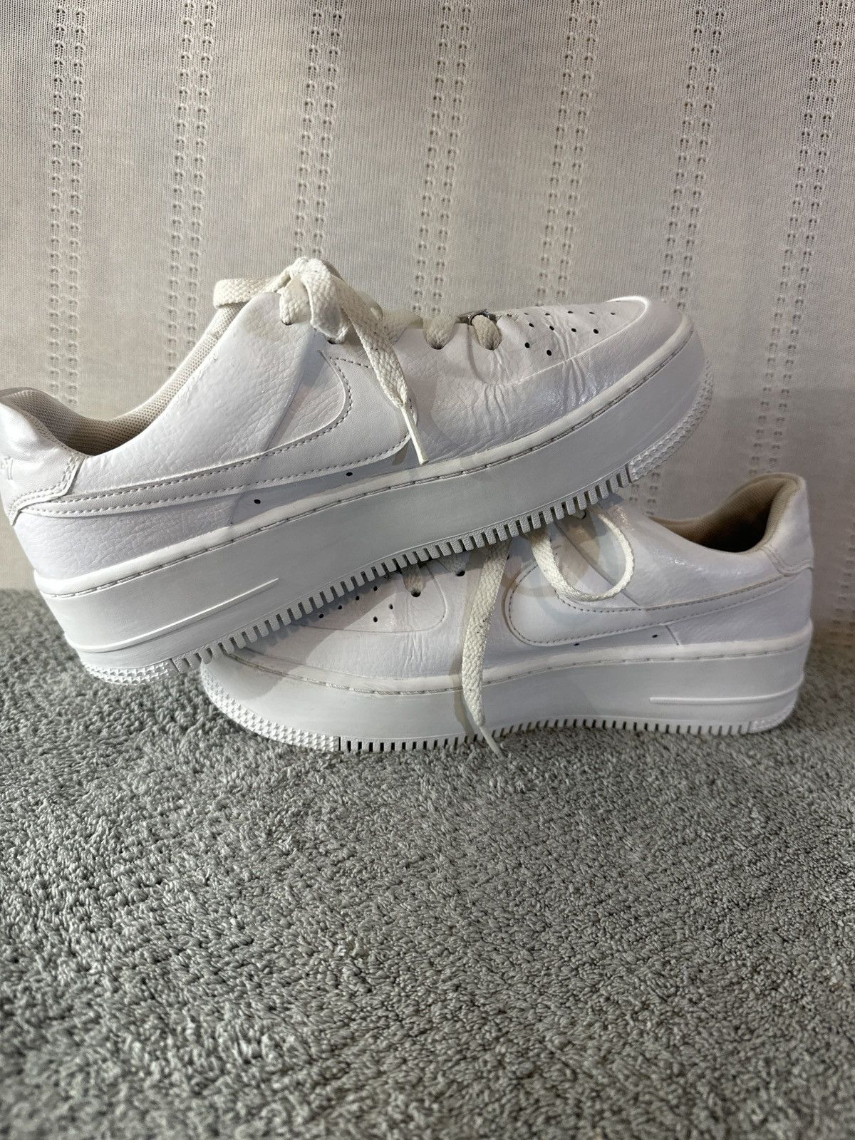 Nike Nike Air Force 1 Sage Low Triple White (Women's) Size US 8 / IT 38 - 5 Thumbnail