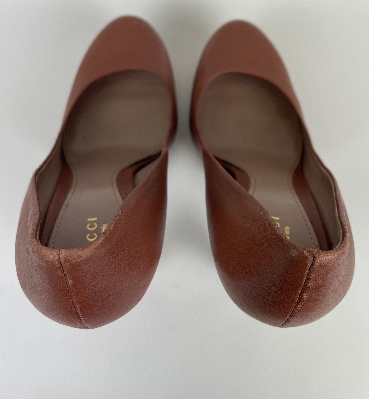 Designer Gucci Patent Leather Platform Pumps Heels Shoes Size 38.5 Size US 8.5 / IT 38.5 - 7 Thumbnail