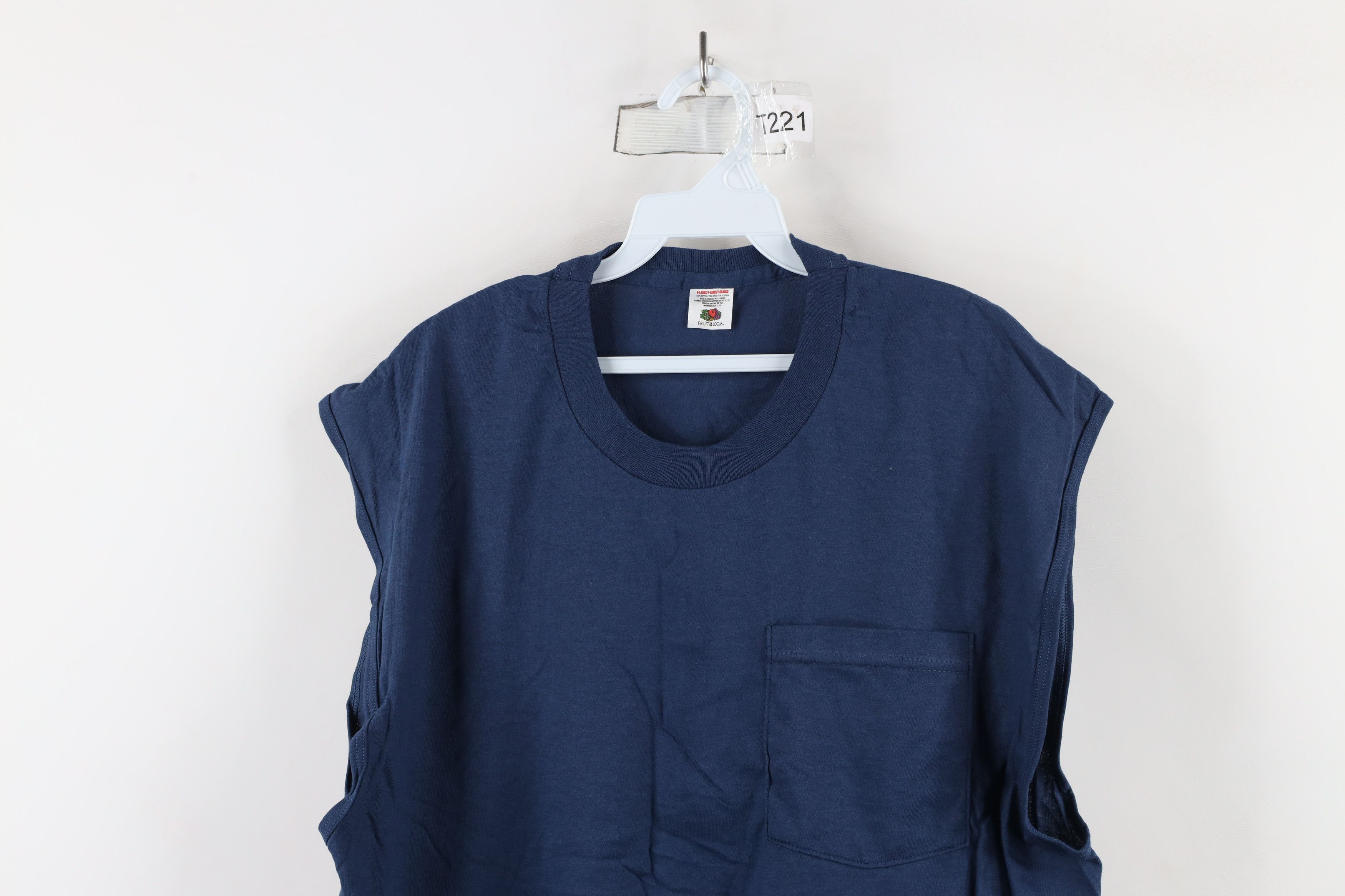 Vintage Vintage 90s Streetwear Sleeveless Muscle T-Shirt Cotton Blue Size US XL / EU 56 / 4 - 2 Thumbnail