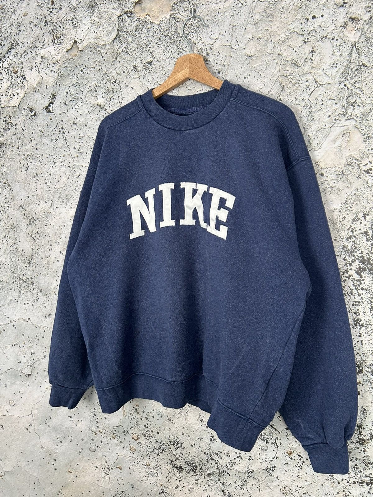 Nike Vintage Nike Spellout Baggy Blue Crewneck Streetwear Hype Size US M / EU 48-50 / 2 - 2 Thumbnail