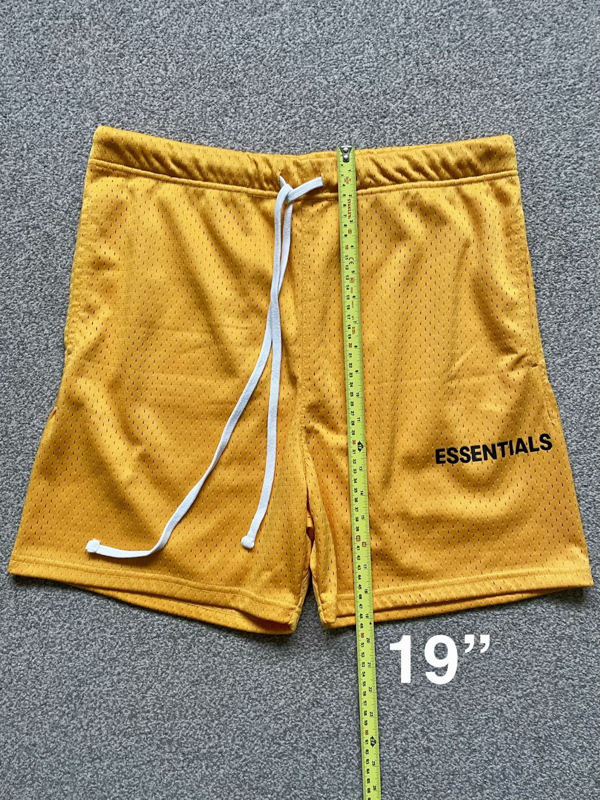 Fear of God FOG Essentials FW18 Mesh Shorts - Taxi Yellow Size US 34 / EU 50 - 11 Thumbnail